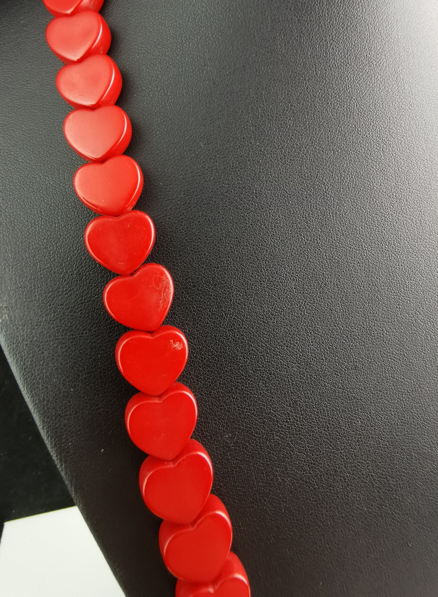 Vintage 90s plastic heart bead necklace
