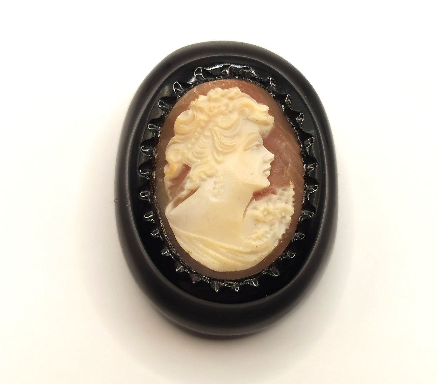 Antique Victorian Whitby Jet cameo brooch