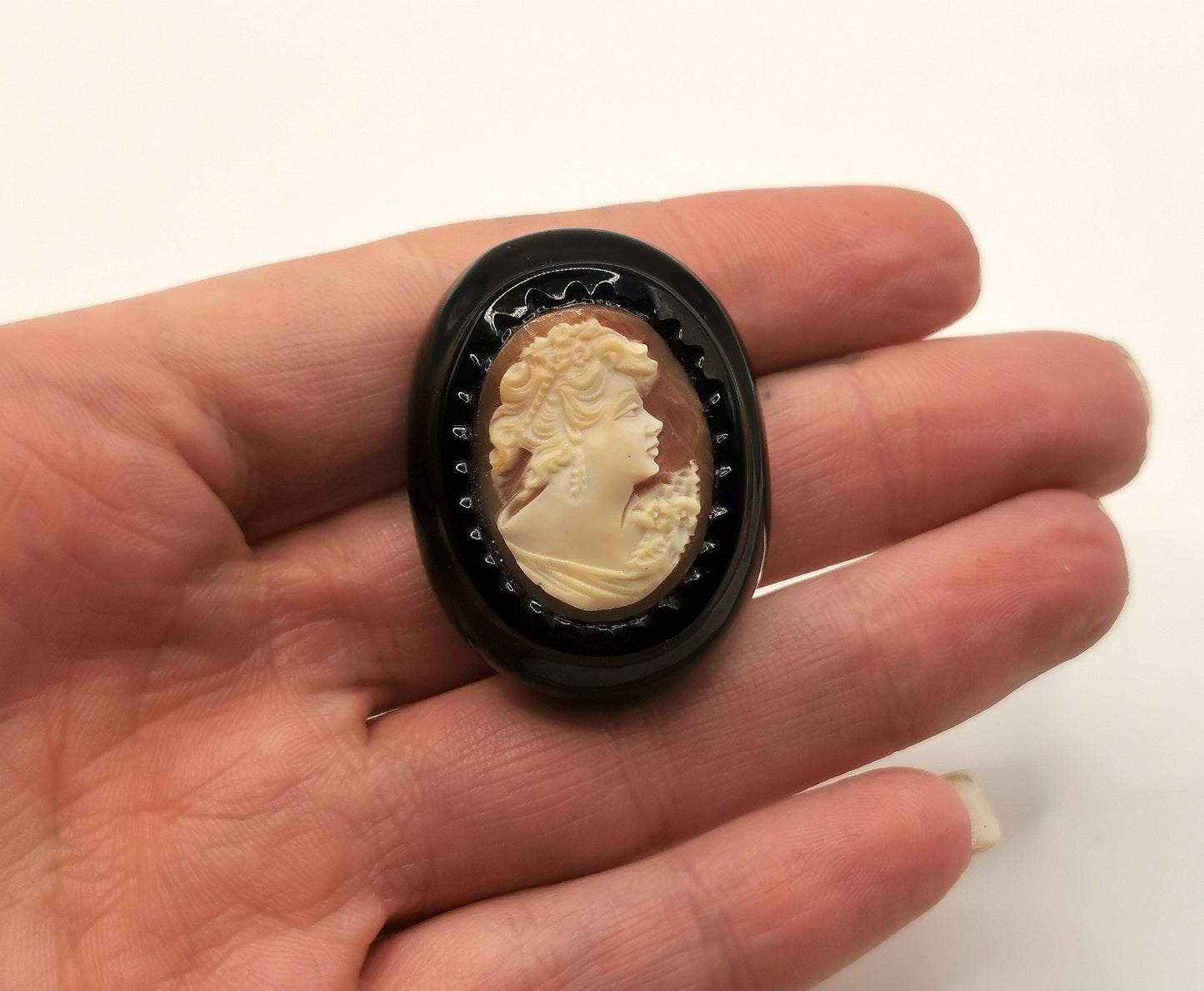 Antique Victorian Whitby Jet cameo brooch