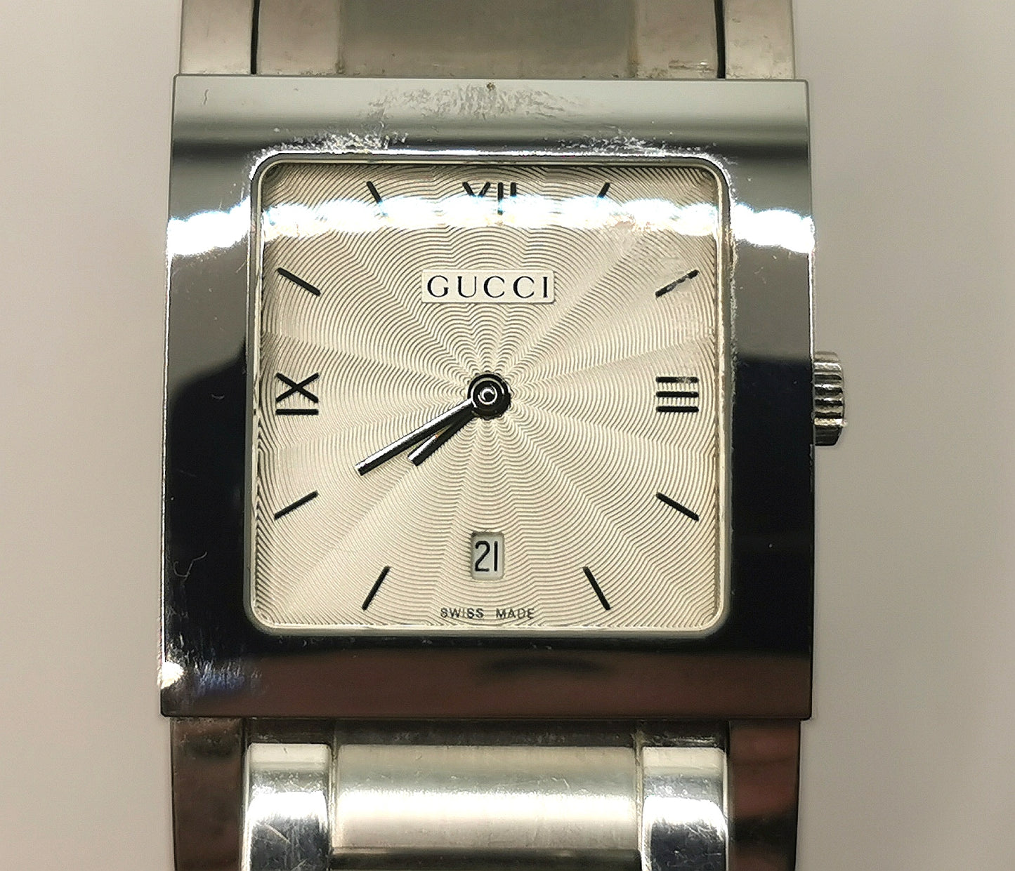 Gucci 7900M.1 stainless steel wristwatch, bracelet strap