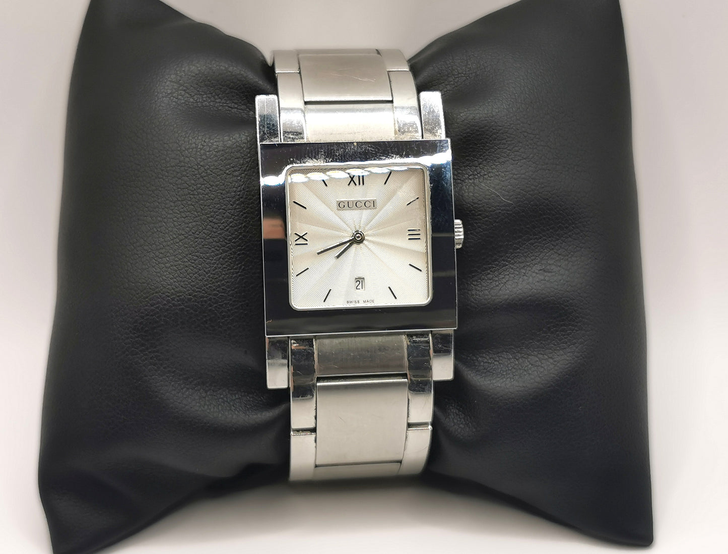 Gucci 7900M.1 stainless steel wristwatch, bracelet strap