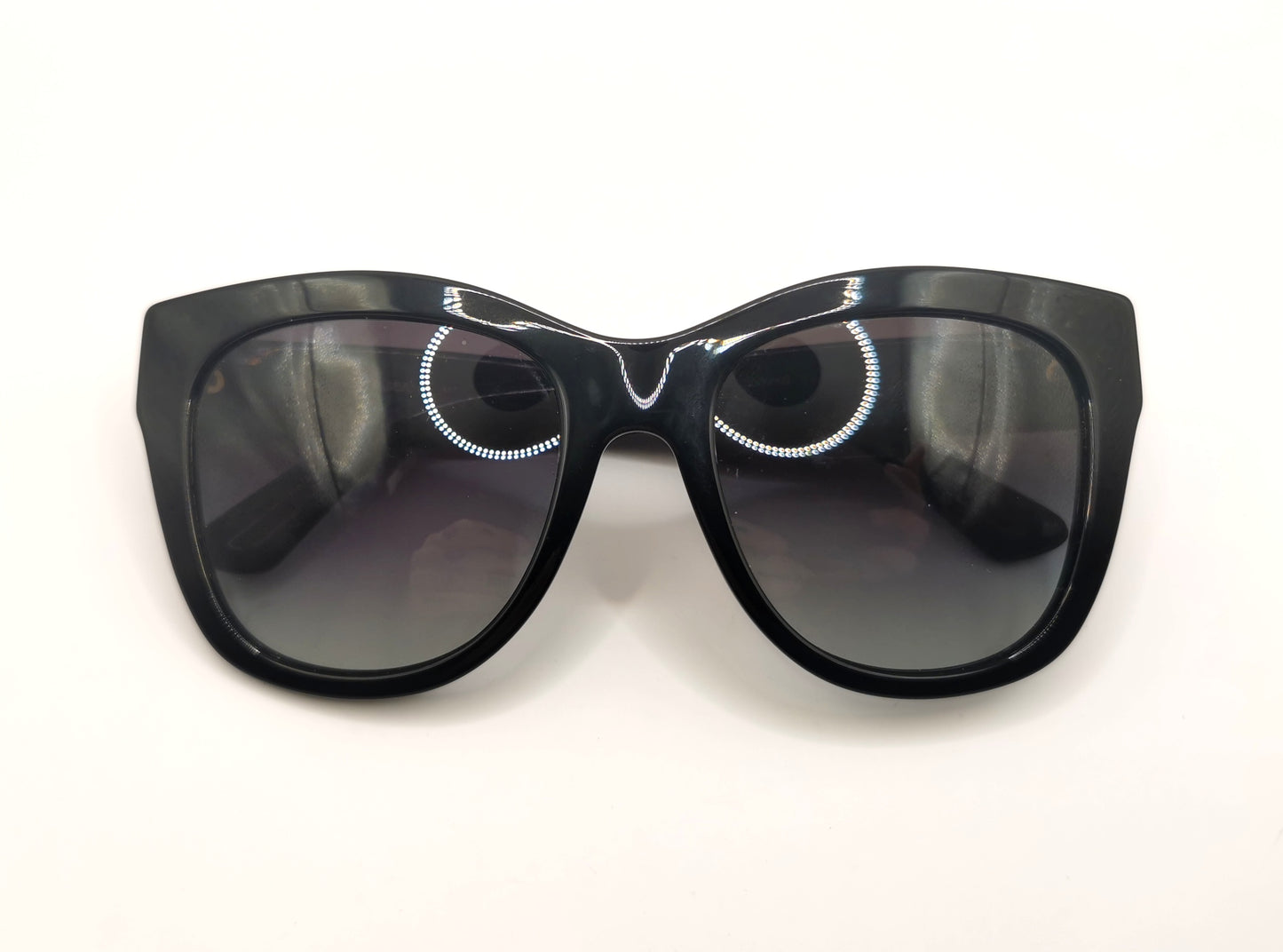 Dolce and Gabbana ladies sunglasses, black, gradient lense