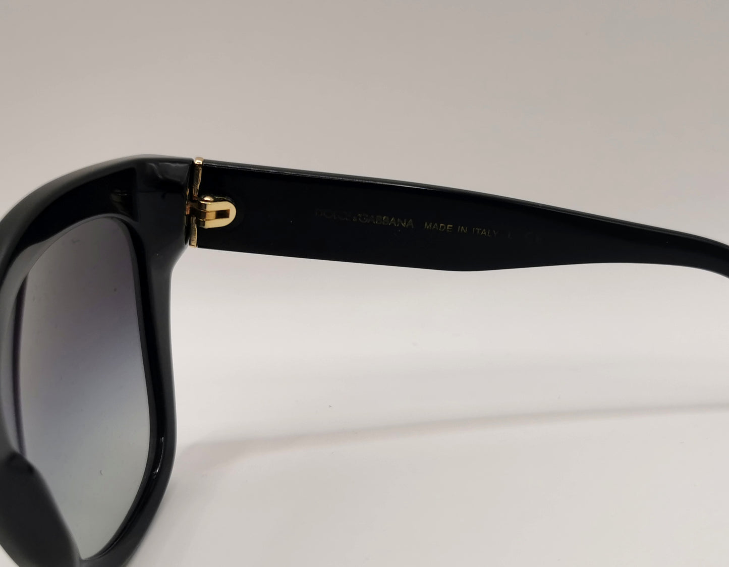 Dolce and Gabbana ladies sunglasses, black, gradient lense