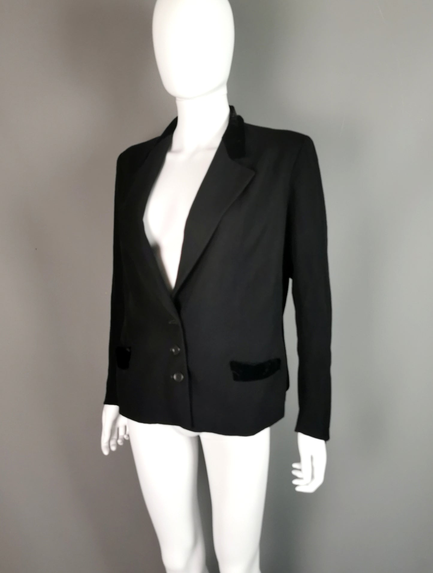 Vintage 1940s ladies tailored blazer