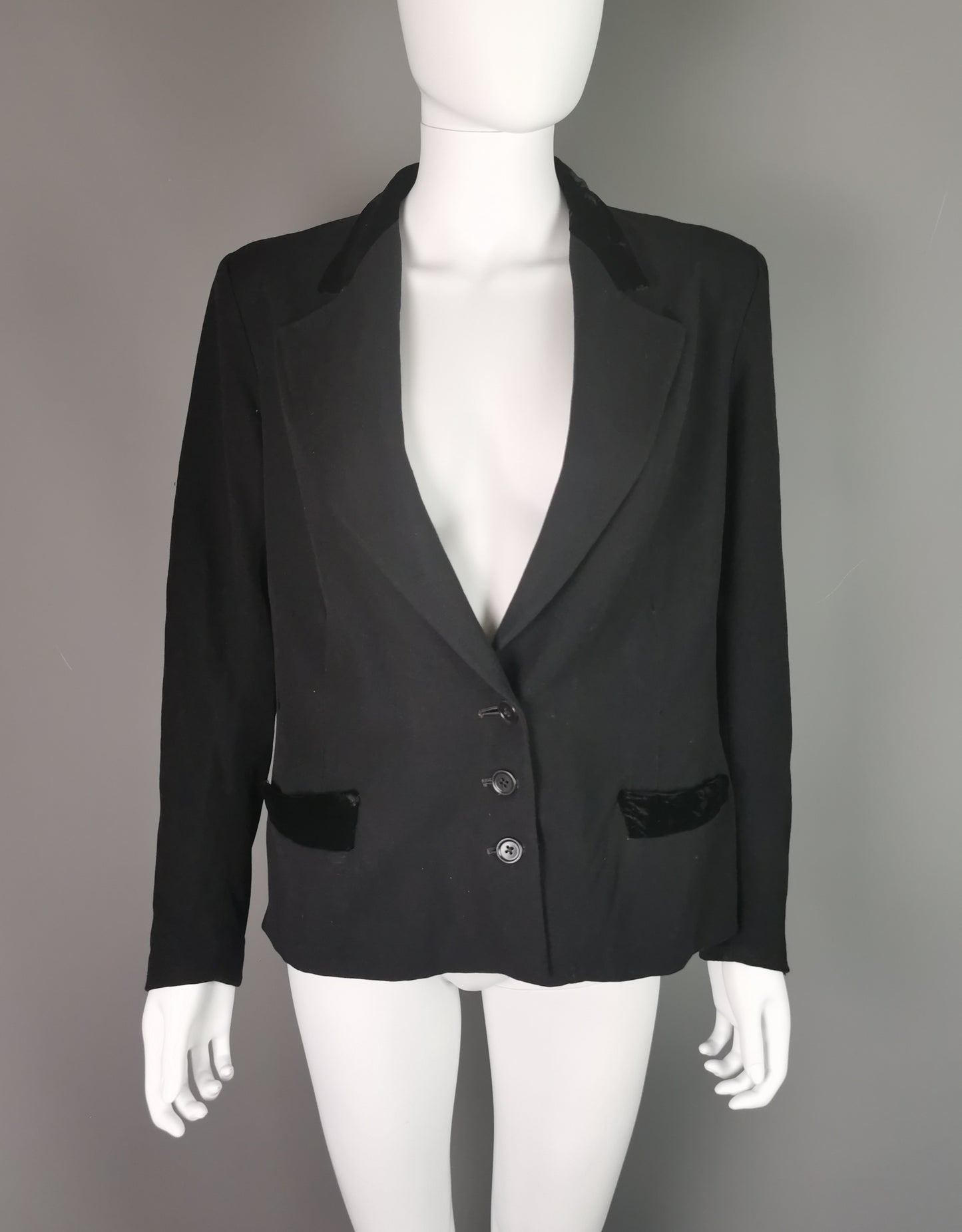 Vintage 1940s ladies tailored blazer