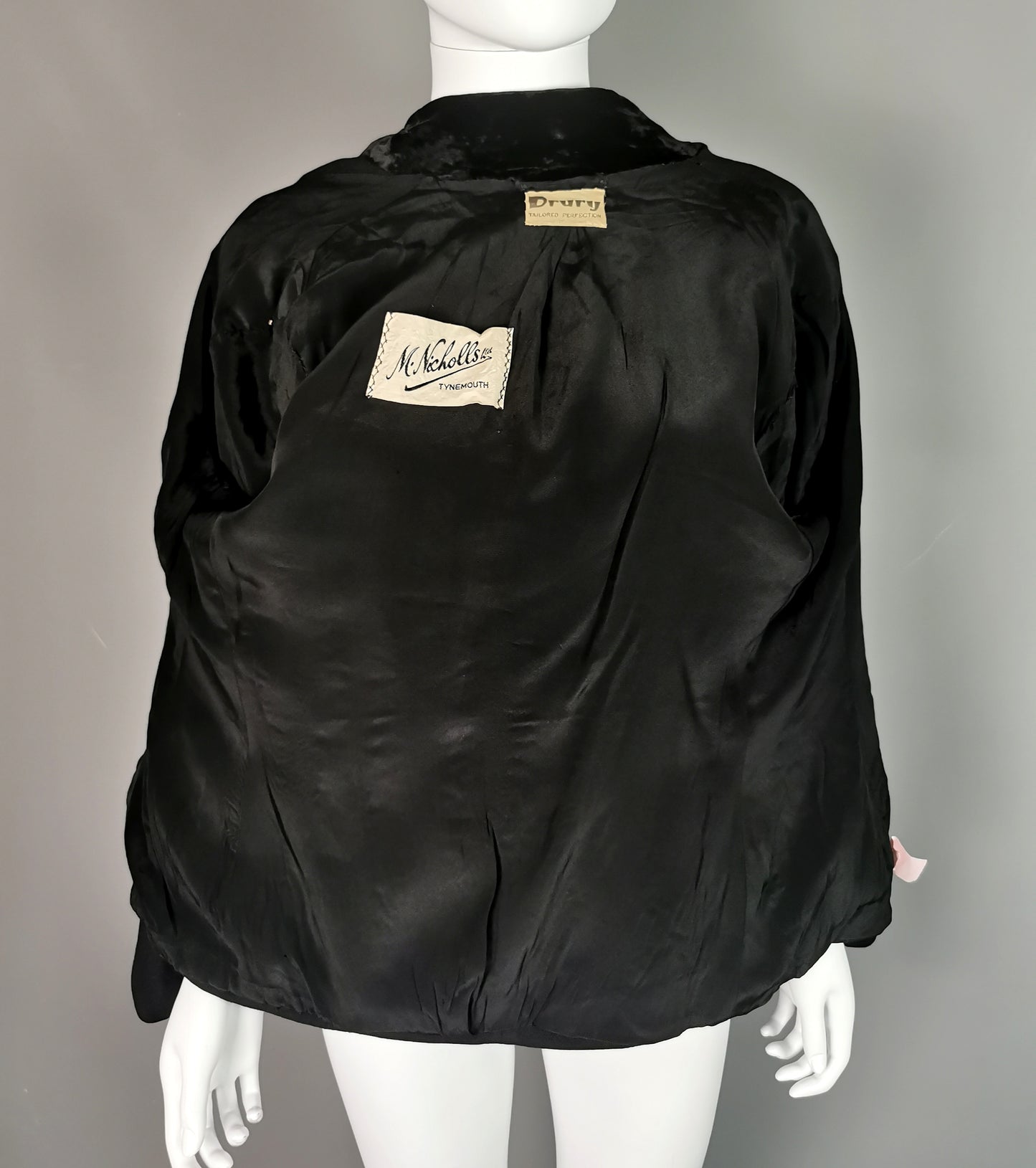 Vintage 1940s ladies tailored blazer