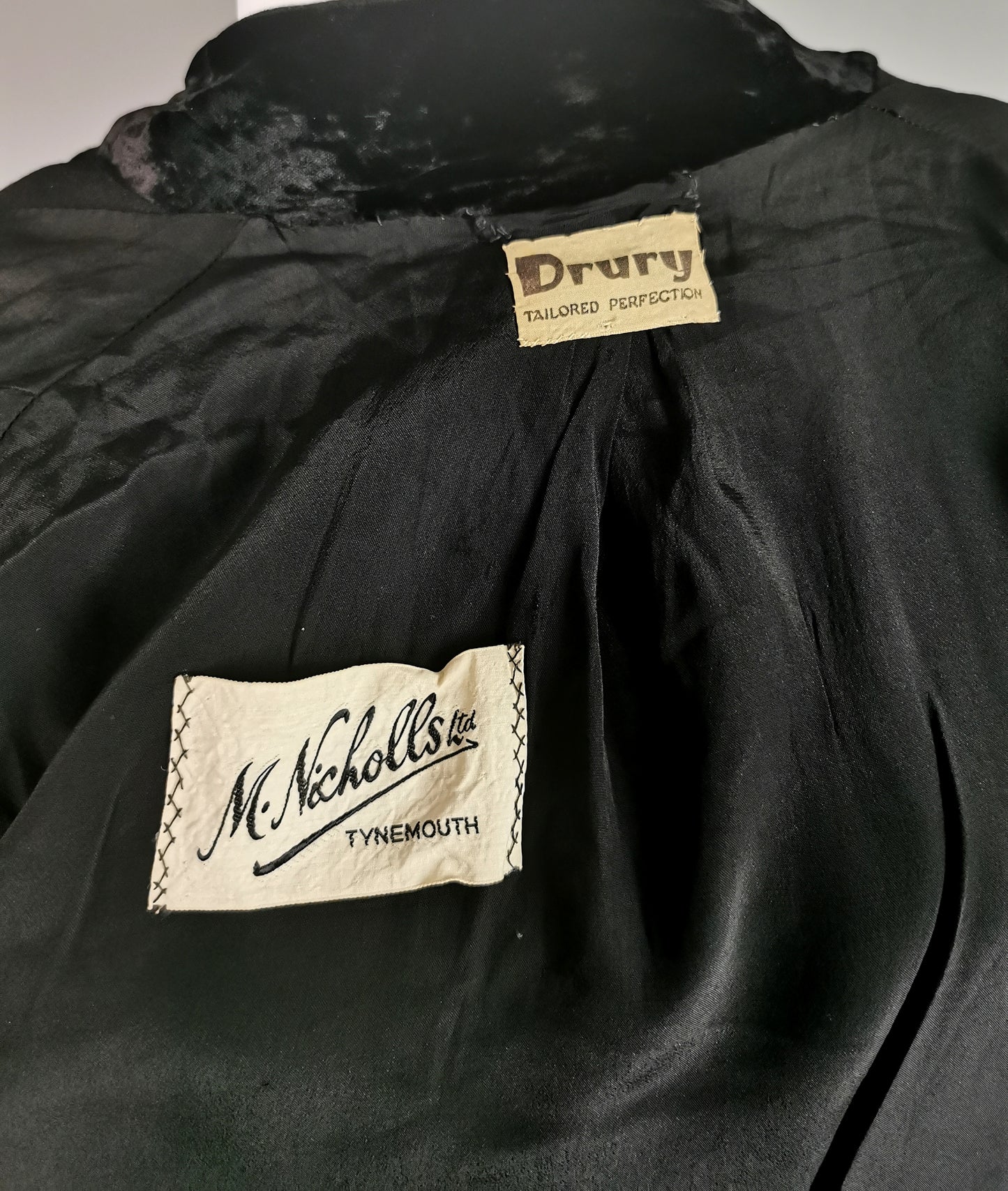 Vintage 1940s ladies tailored blazer