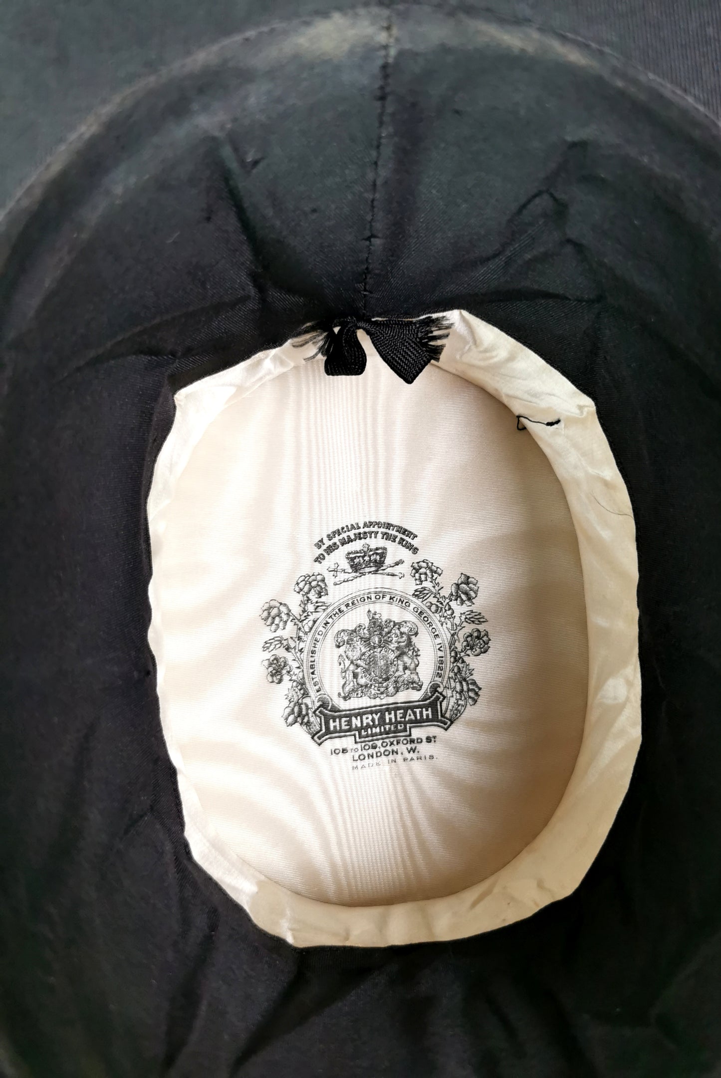 Vintage Art Deco collapsible top hat, Art Deco