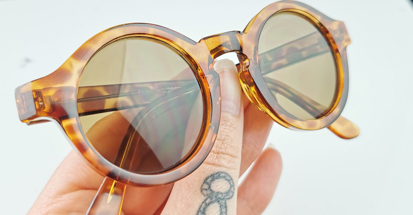 Vintage retro style round frame sunglasses, Linda Farrow, Faux tortoiseshell