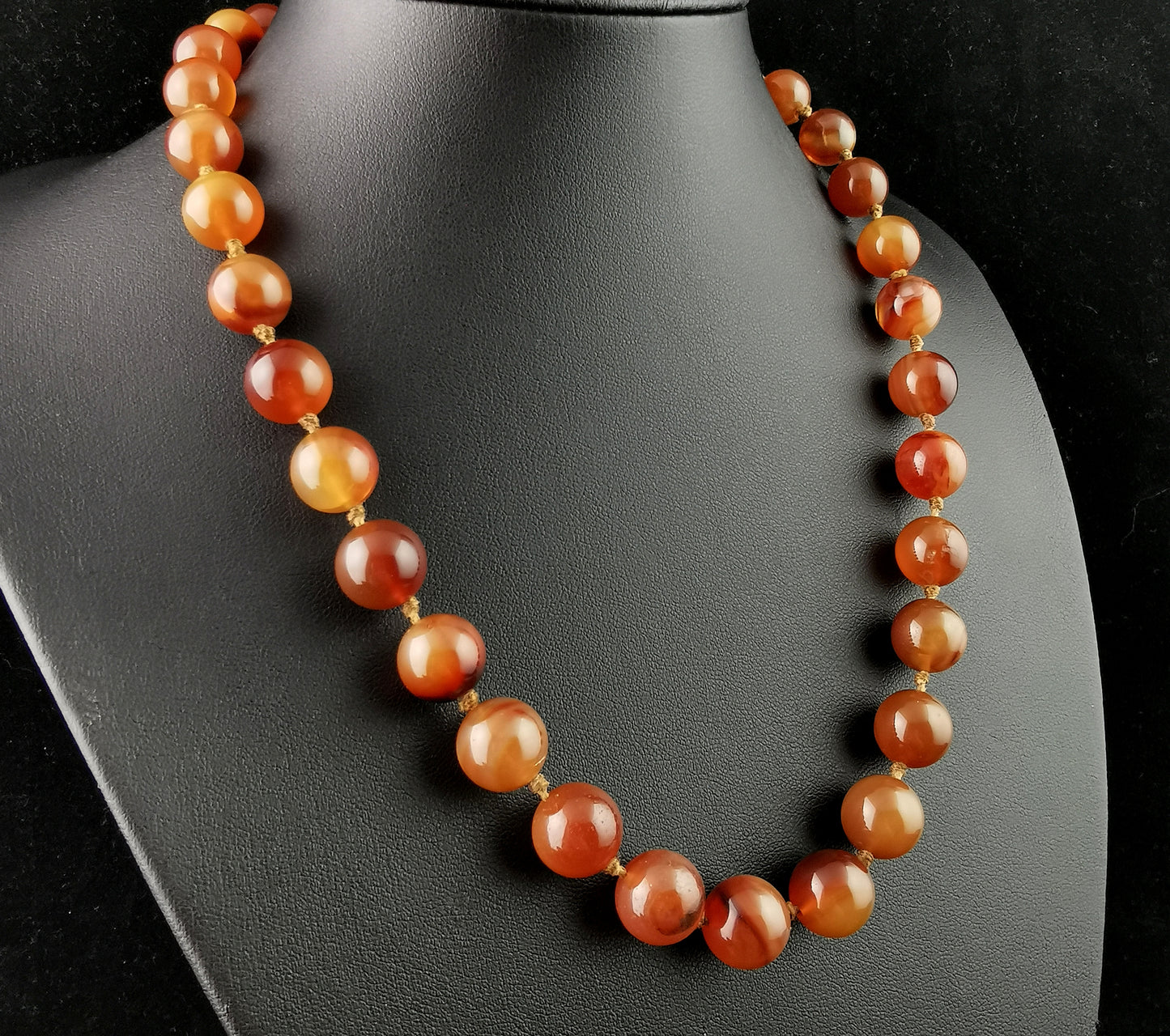Antique Victorian Agate bead necklace, Carnelian