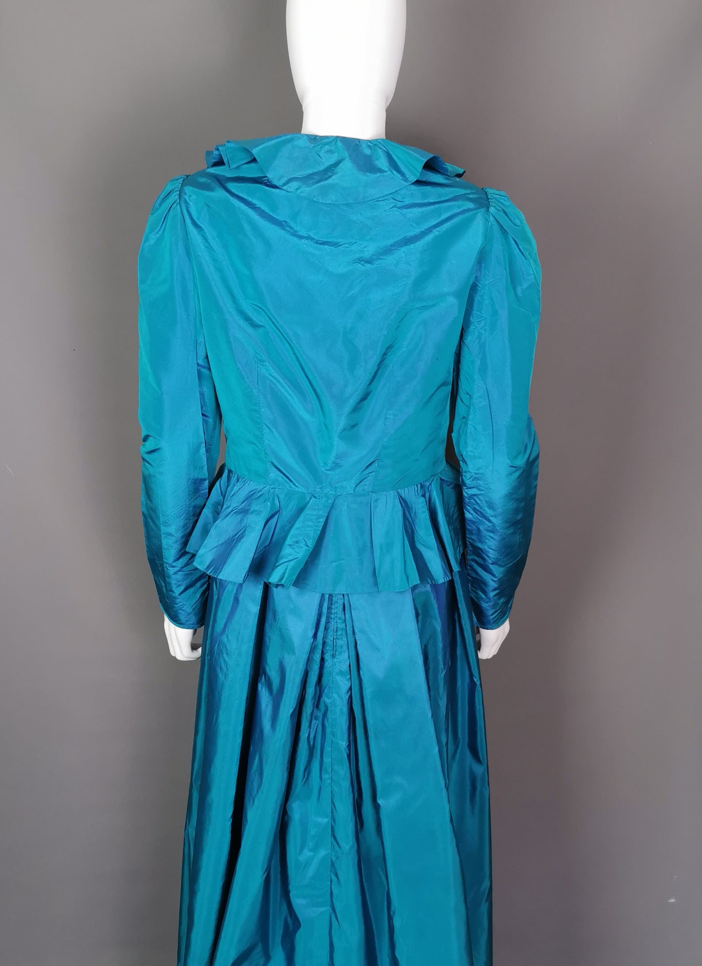 Vintage Hardy Amies couture two piece silk dress, Evening gown, Jacket