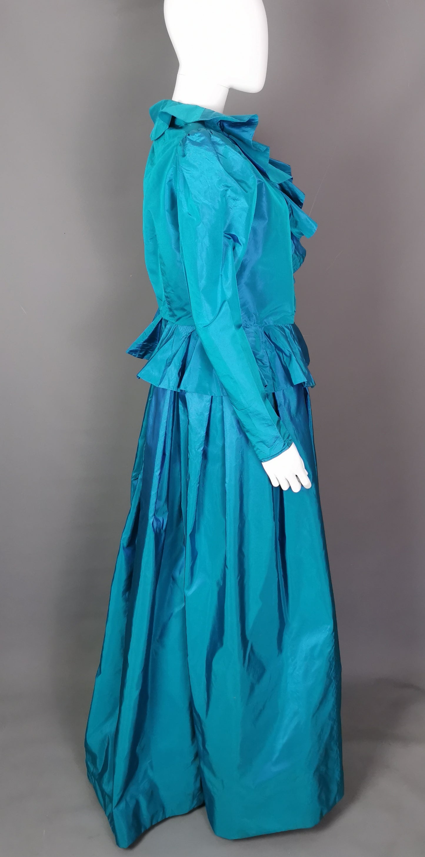 Vintage Hardy Amies couture two piece silk dress, Evening gown, Jacket