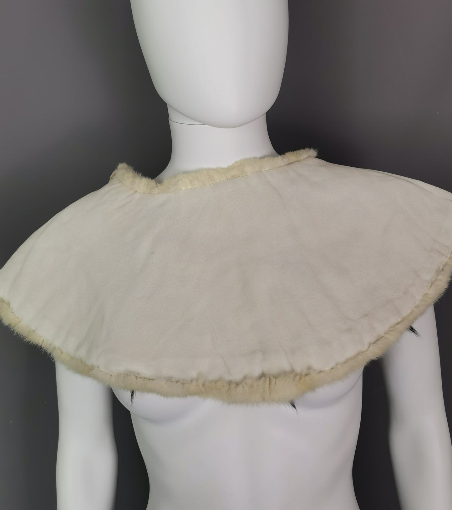 Antique Victorian ermine fur capelet, cape