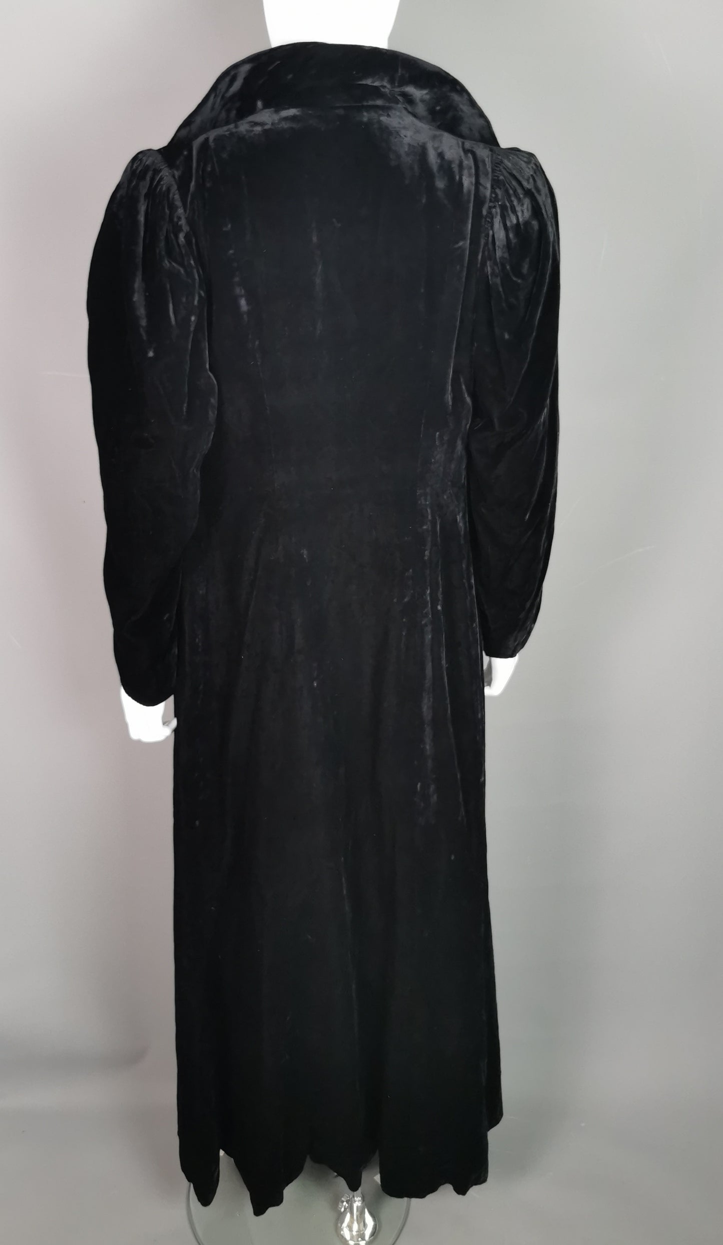 Vintage Art Deco Black velvet opera coat, jacket