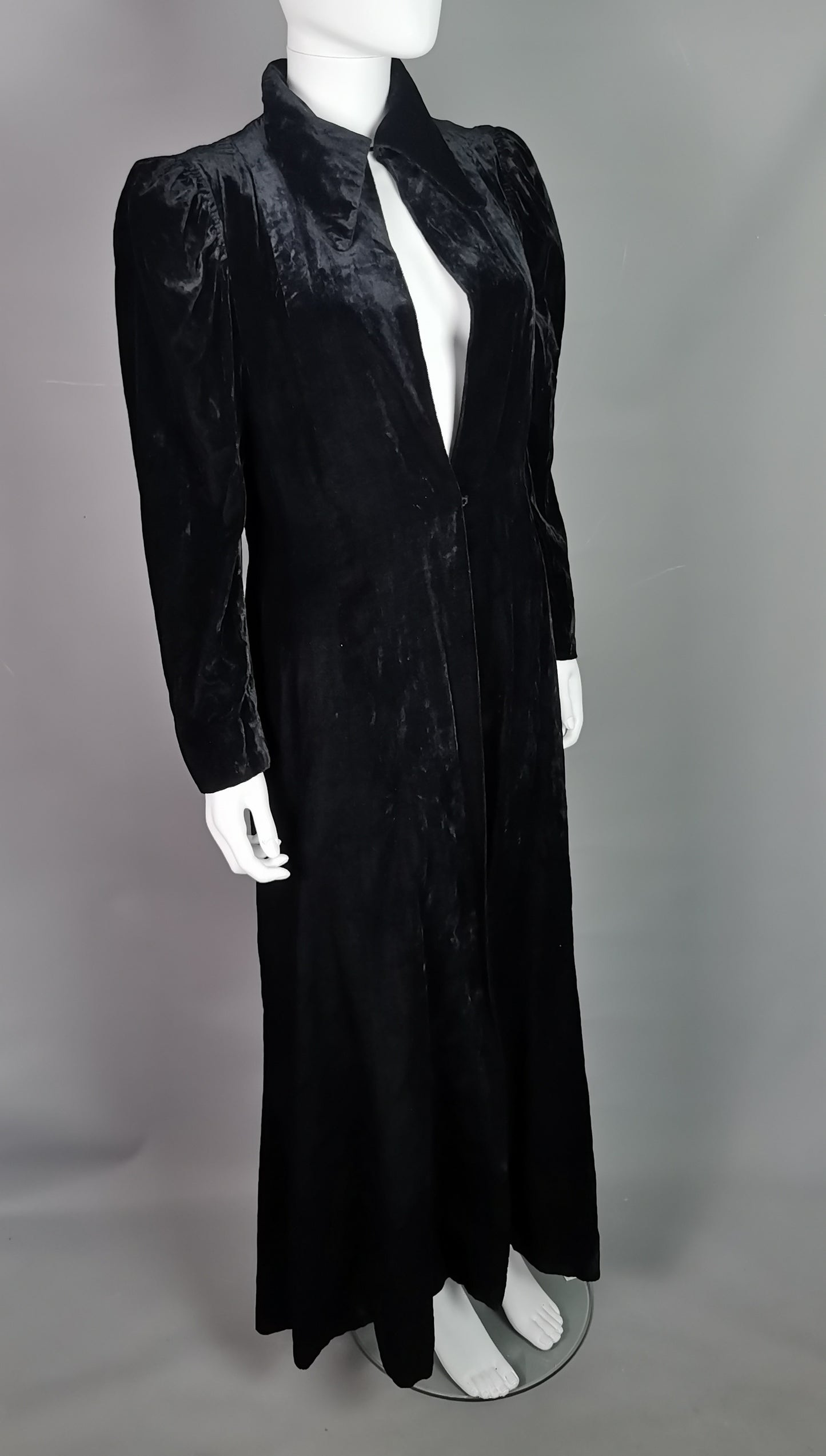 Vintage Art Deco Black velvet opera coat, jacket