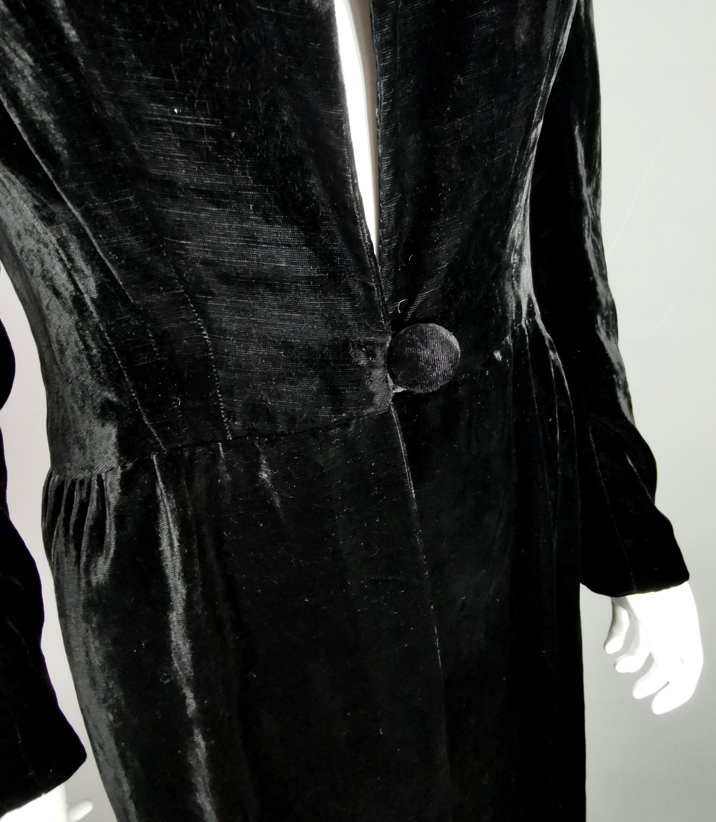 Vintage Art Deco black velvet opera coat, jacket