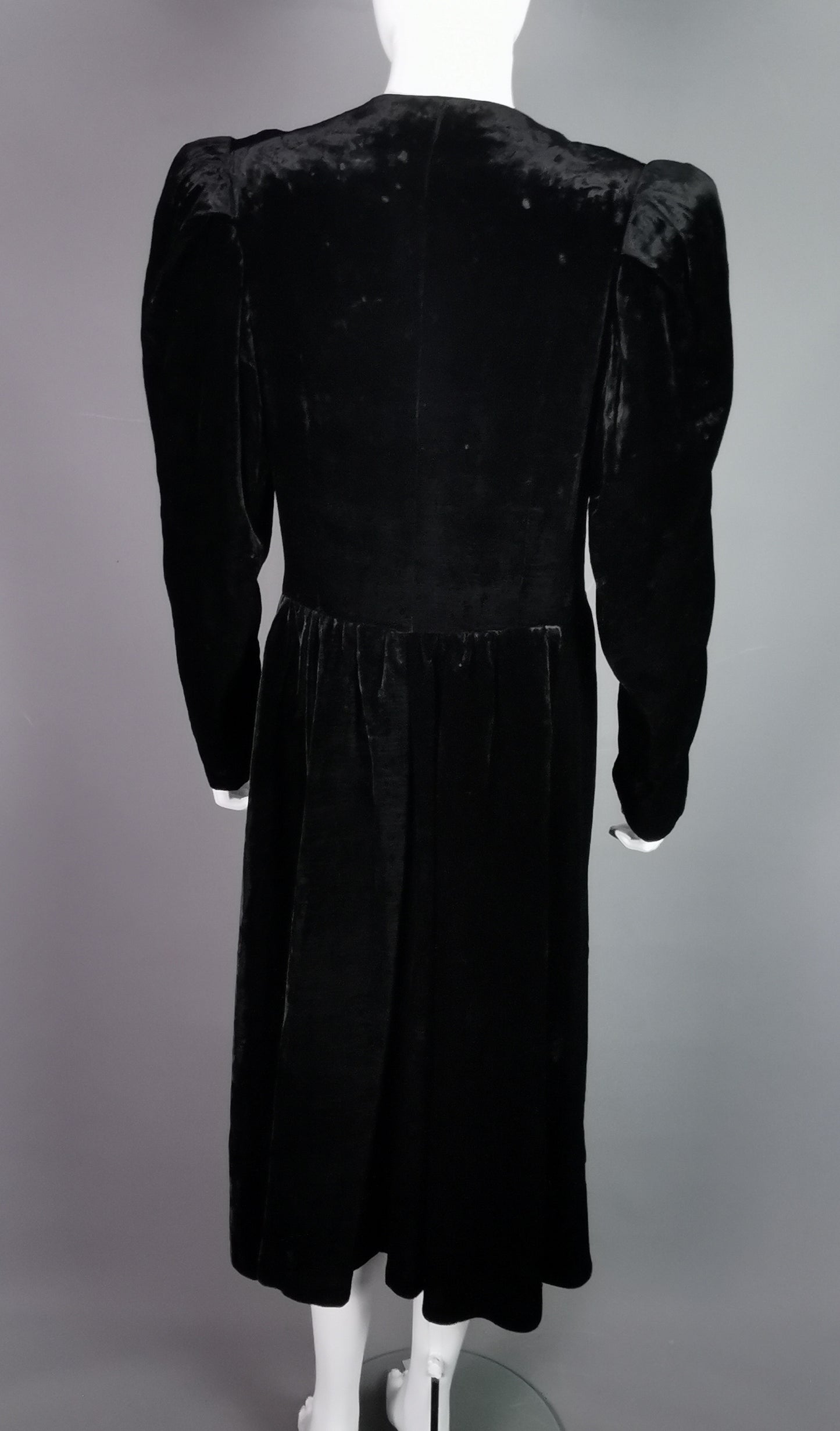 Vintage Art Deco black velvet opera coat, jacket