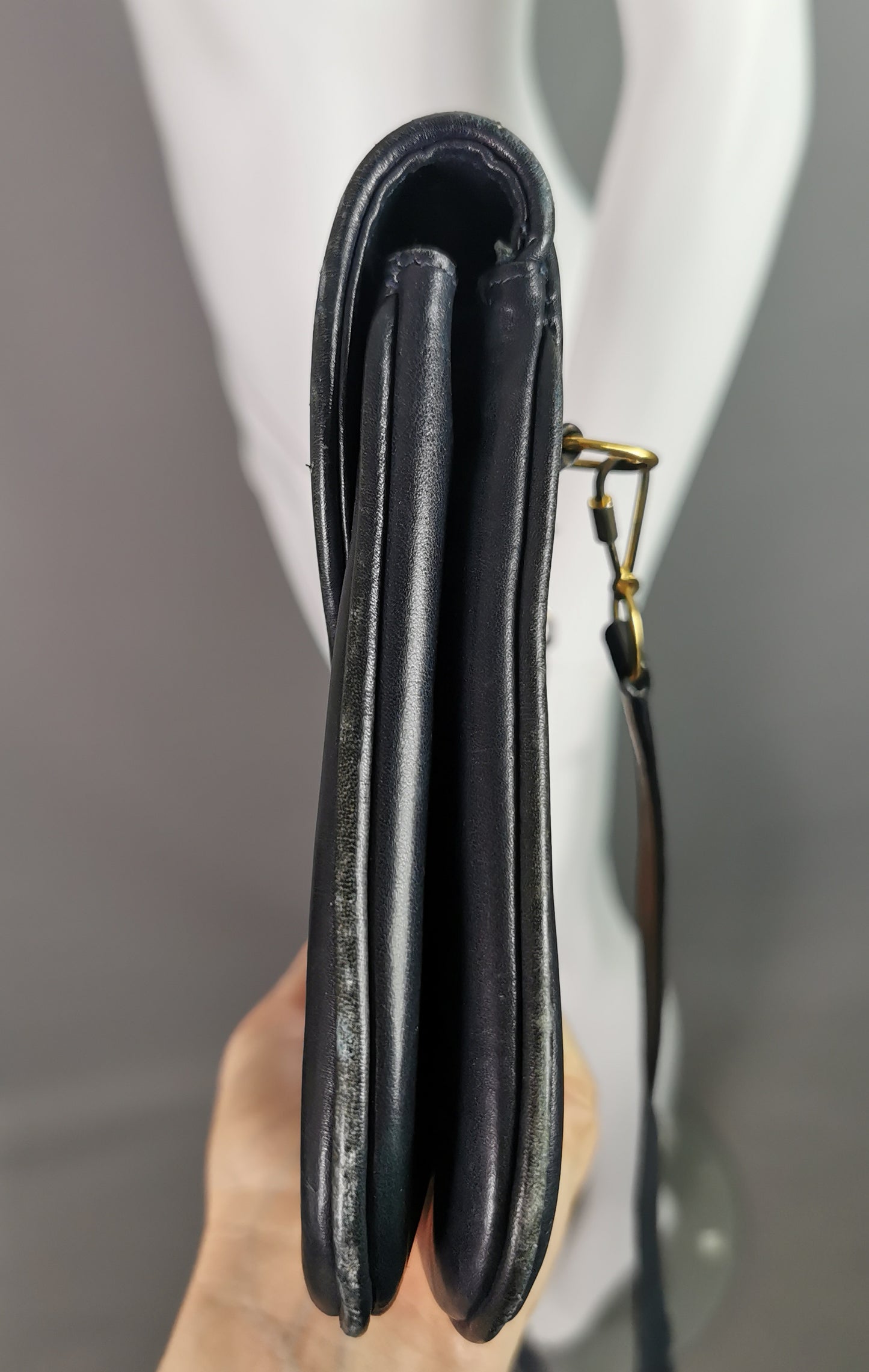 Vintage c1960s Gucci navy leather handbag