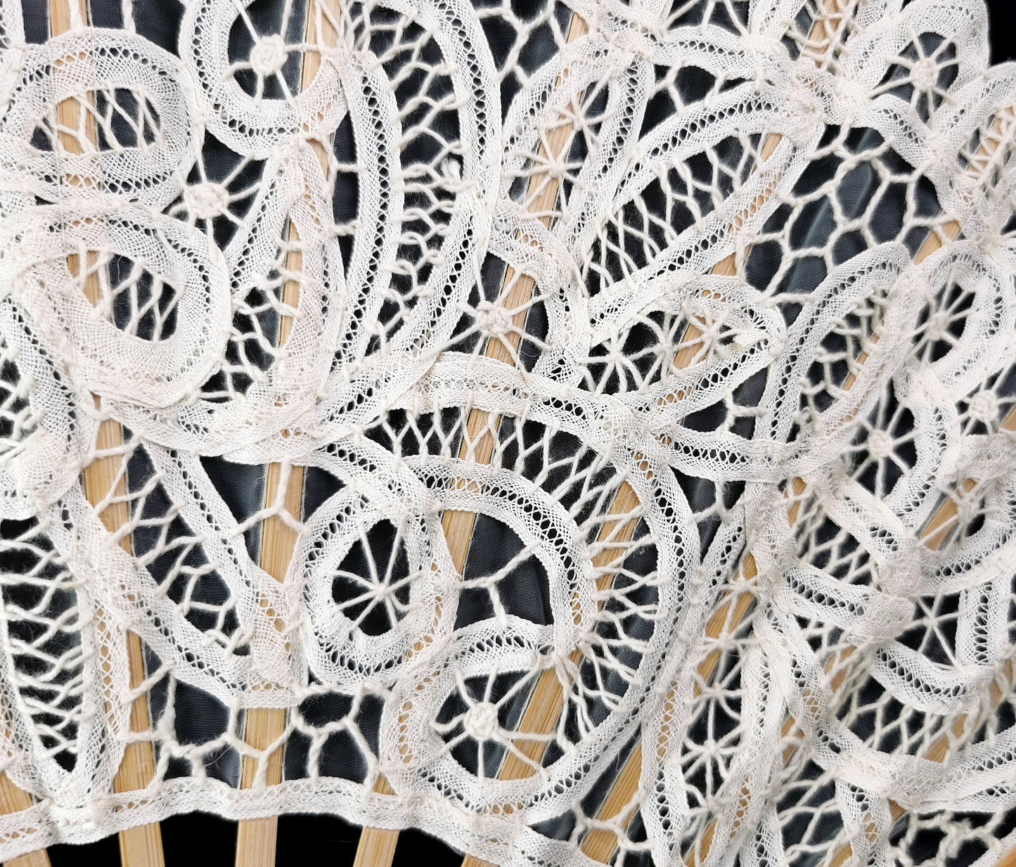 Vintage lace and wood hand fan, large