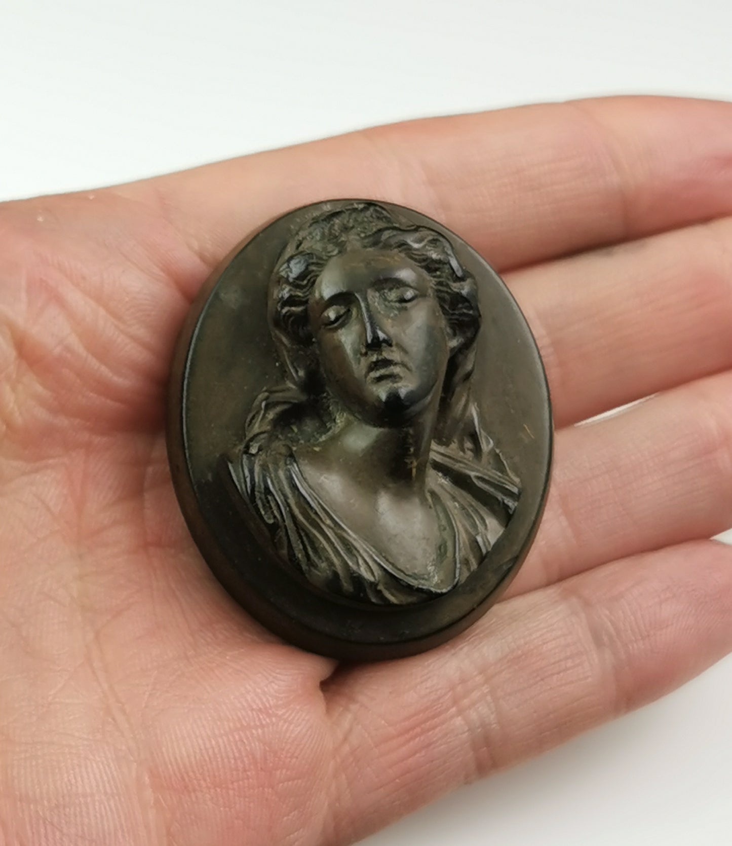 Antique Victorian Vulcanite cameo brooch