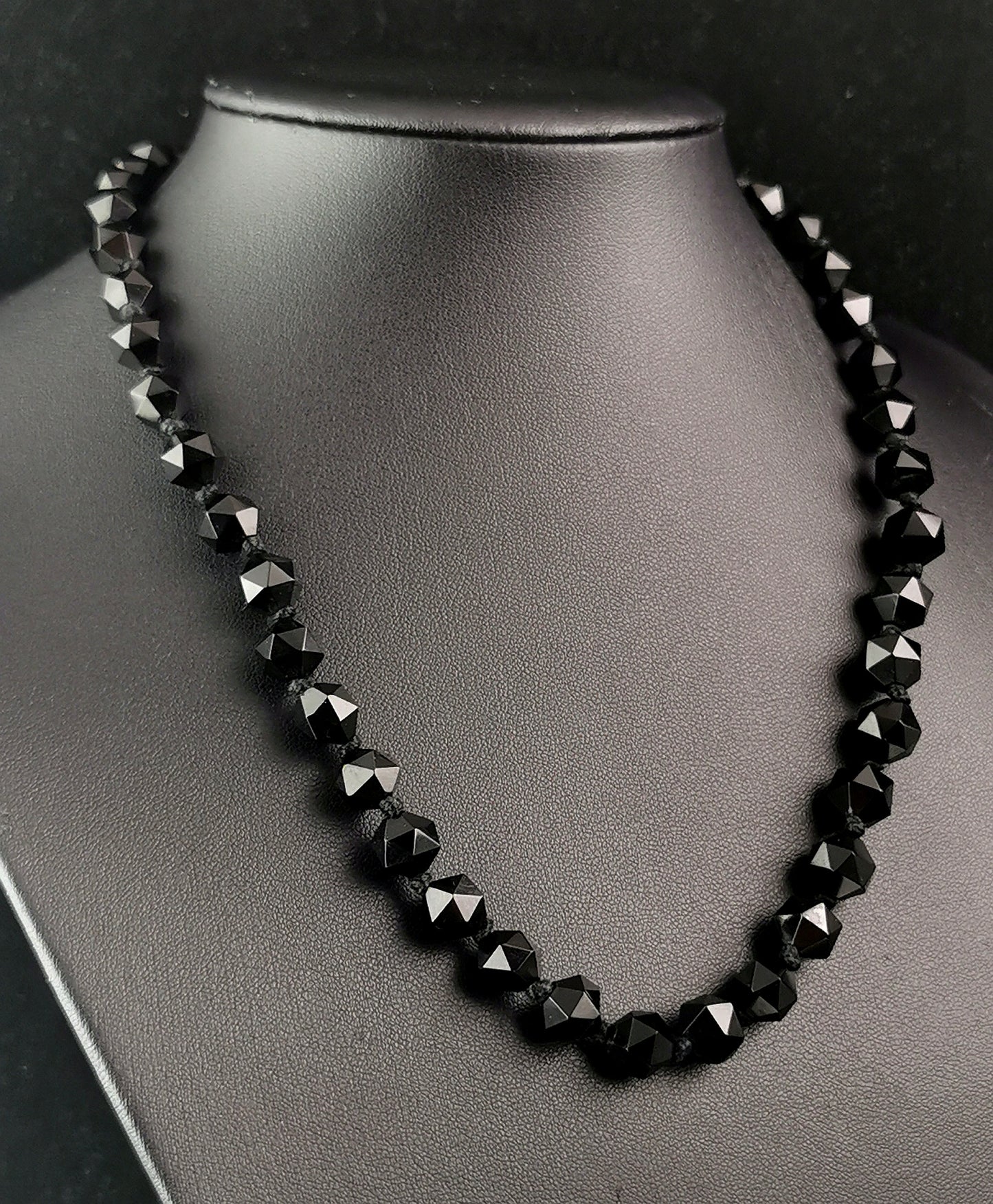 Antique Art Deco Whitby Jet bead necklace