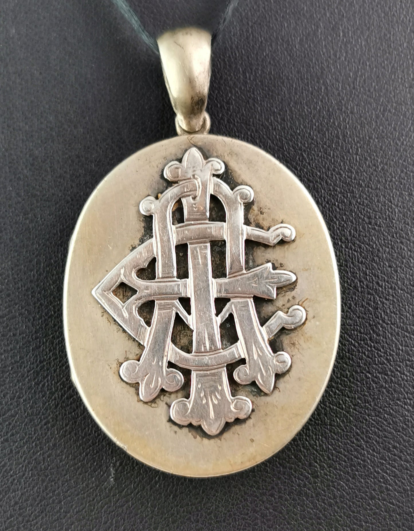 Antique Victorian AEI locket pendant, Silver plated