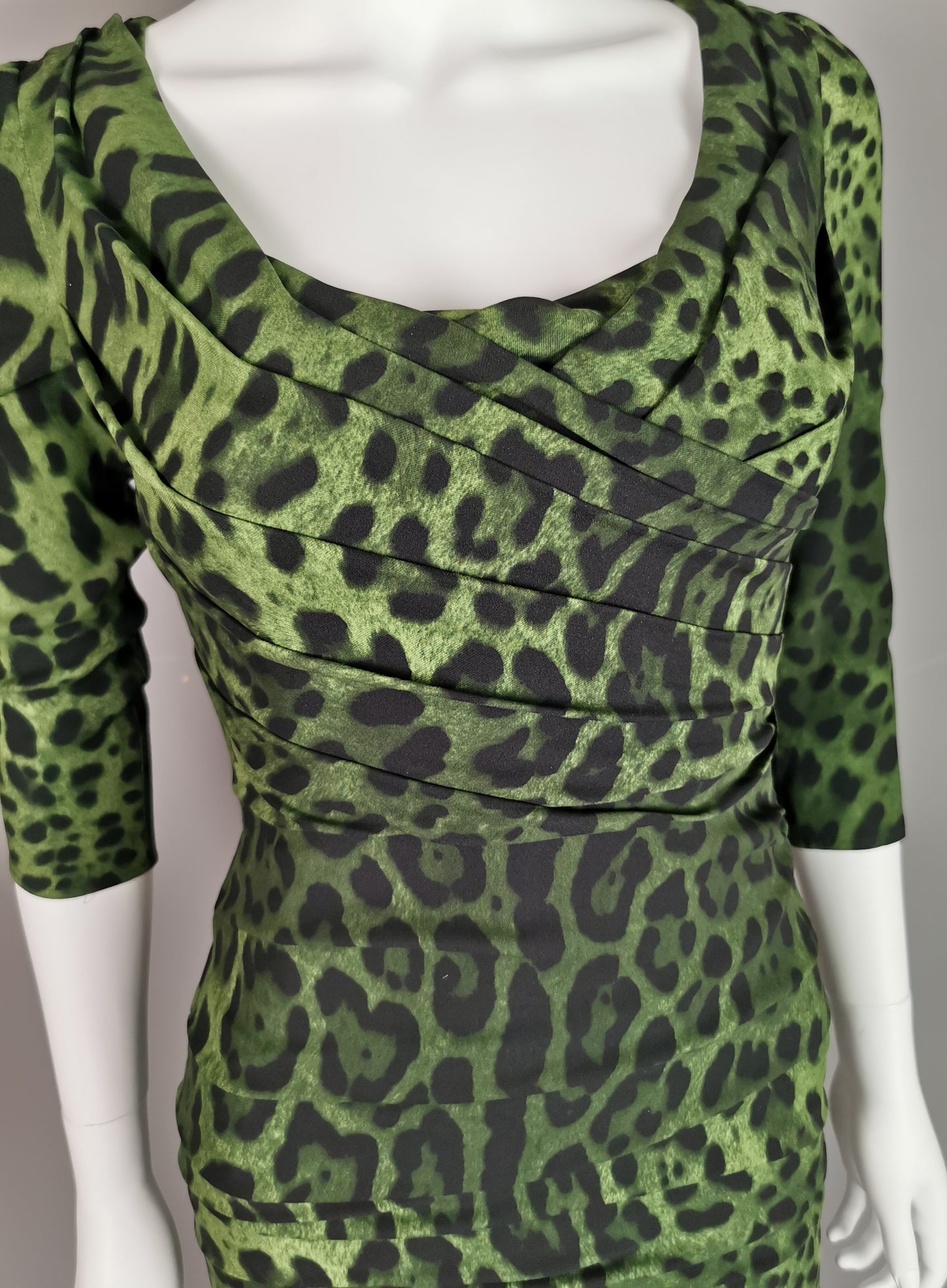 Dolce and Gabbana green leopard print silk bodycon dress, NWTdress