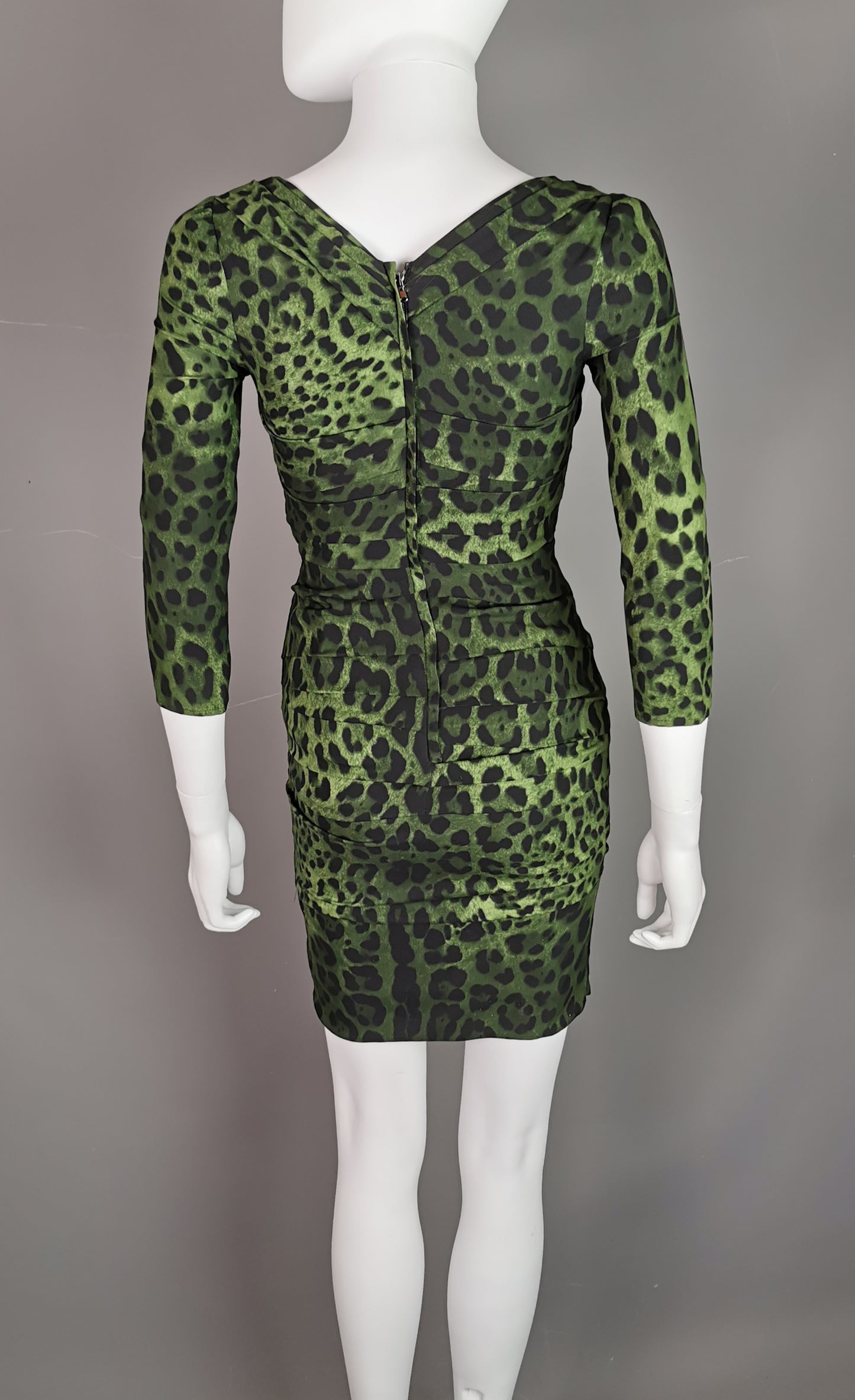 Dolce and Gabbana green leopard print silk bodycon dress, NWTdress
