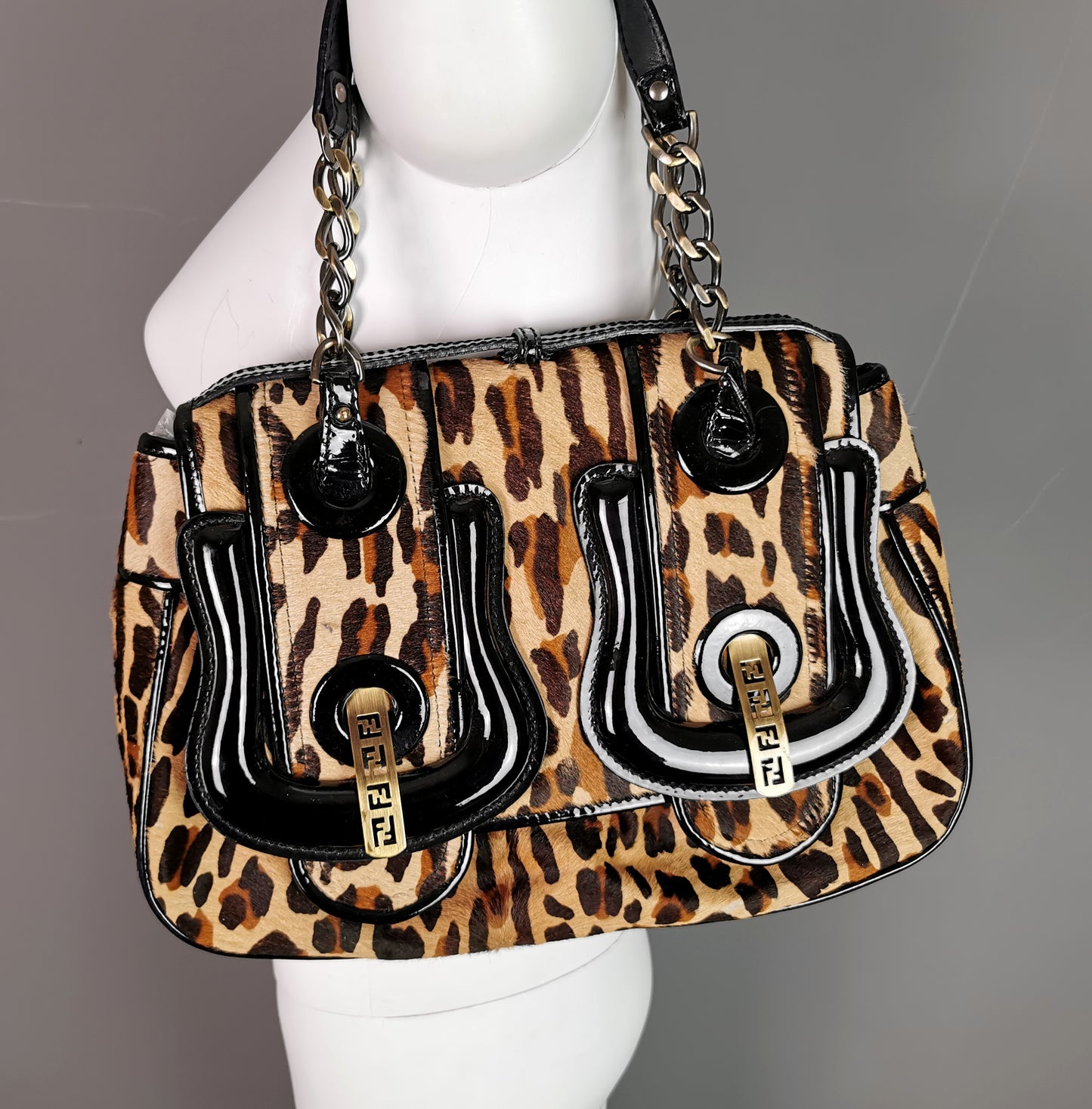 Vintage Fendi Leopard print B bag, Black patent leather
