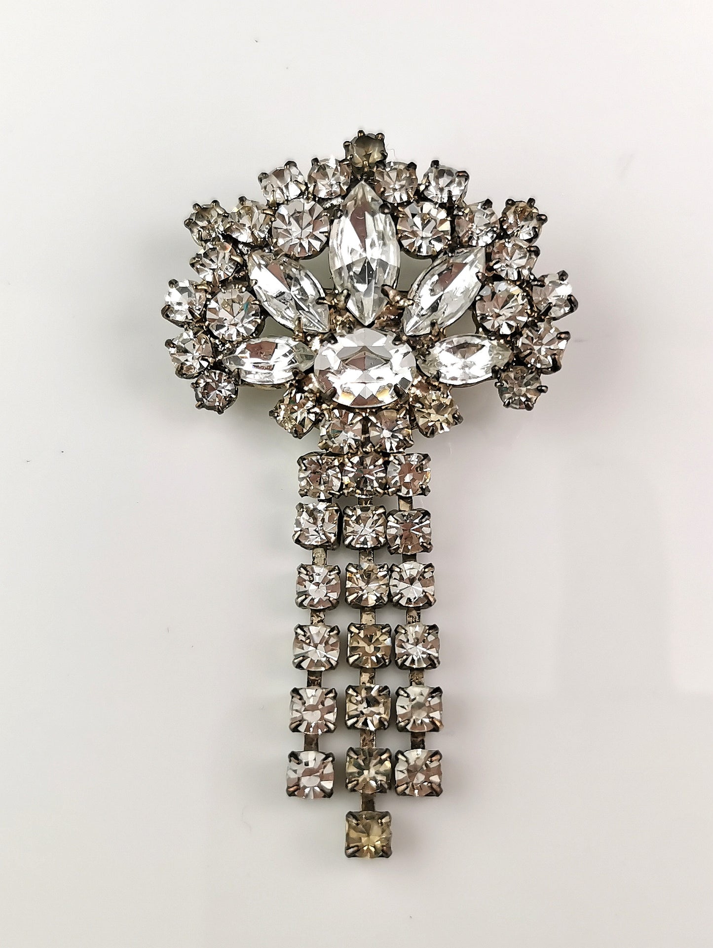 Vintage Sparkly diamanté dangle brooch