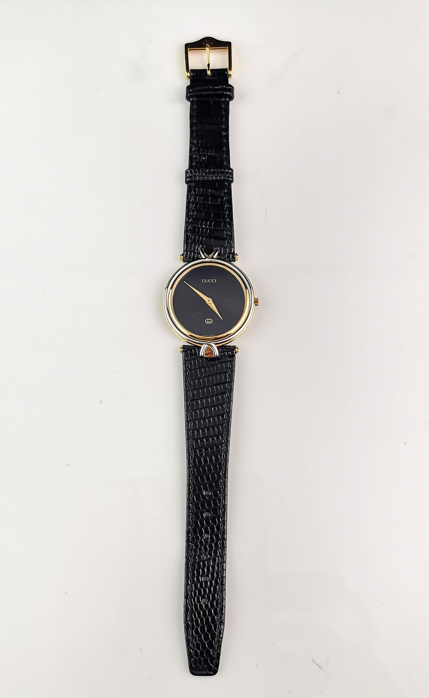 Gucci 4500m wristwatch, gold plated, Leather strap