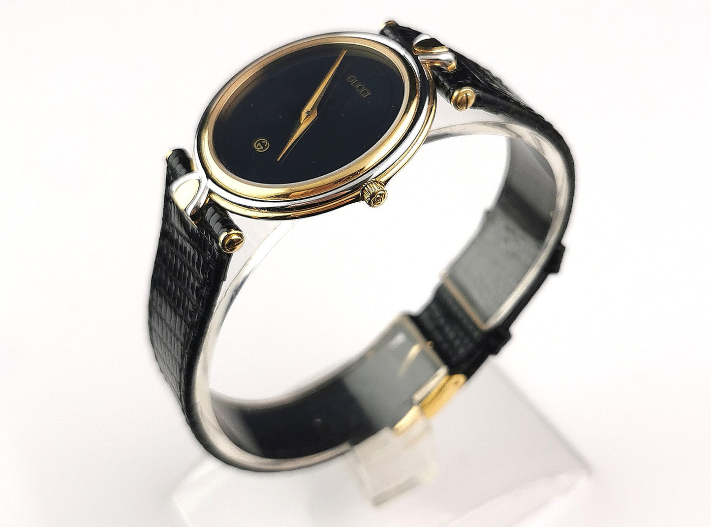 Gucci 4500m wristwatch, gold plated, Leather strap