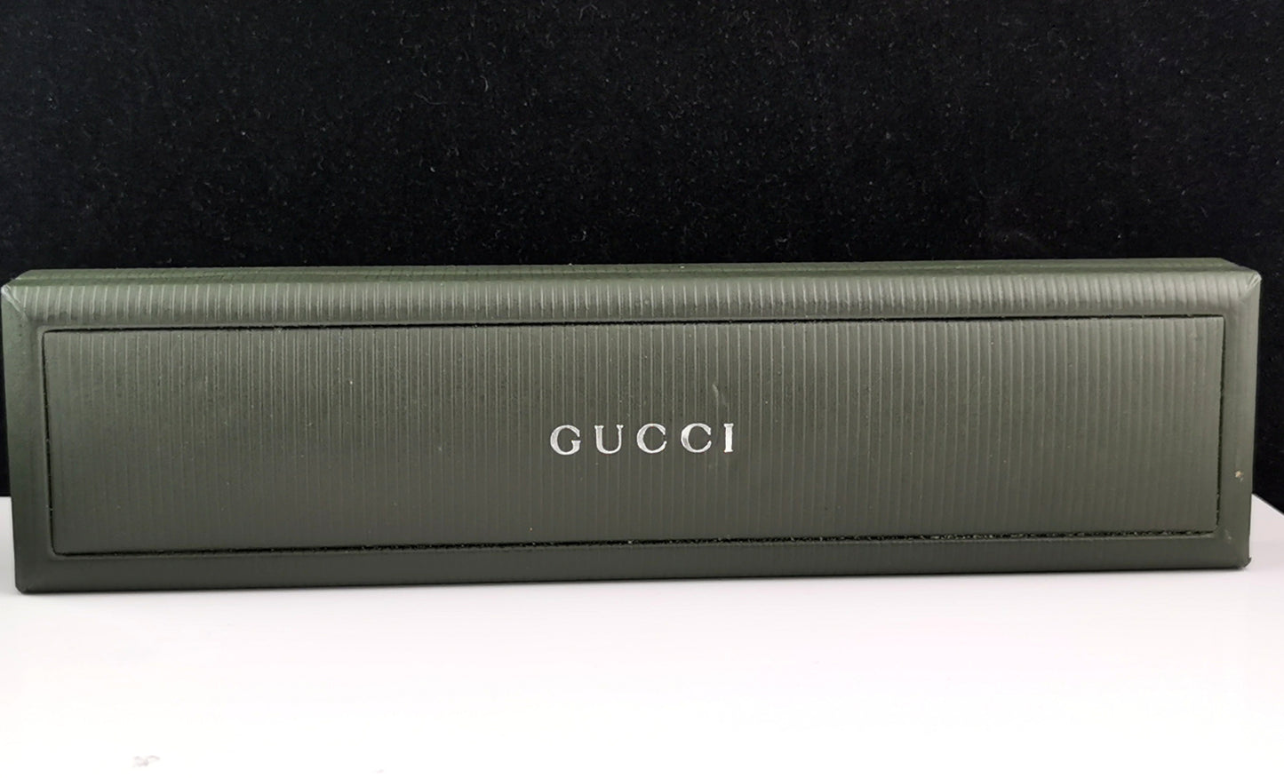 Gucci 3900l ladies gold plated wristwatch, boxed