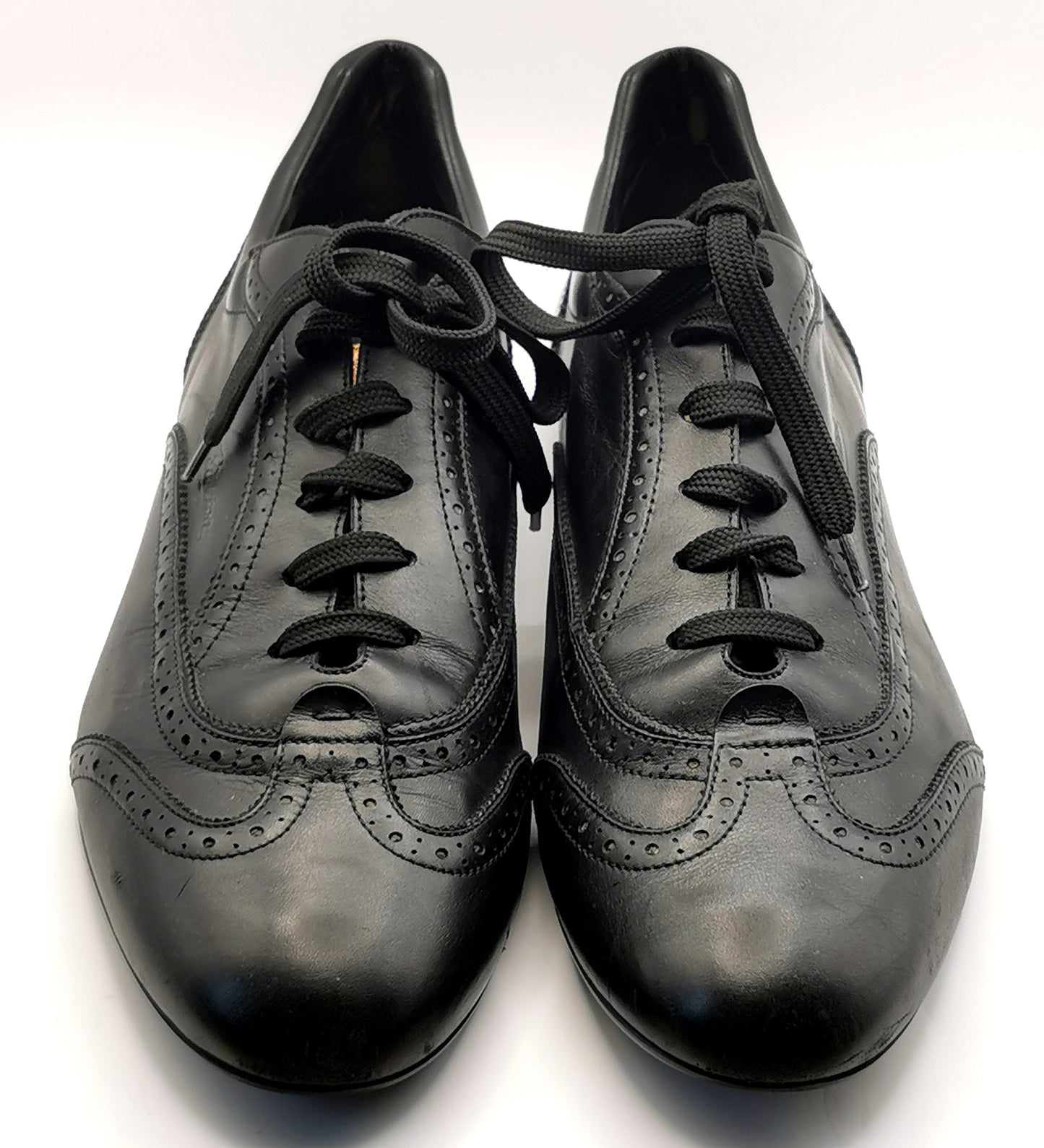 Louis Vuitton black leather lace up brogue style sneakers