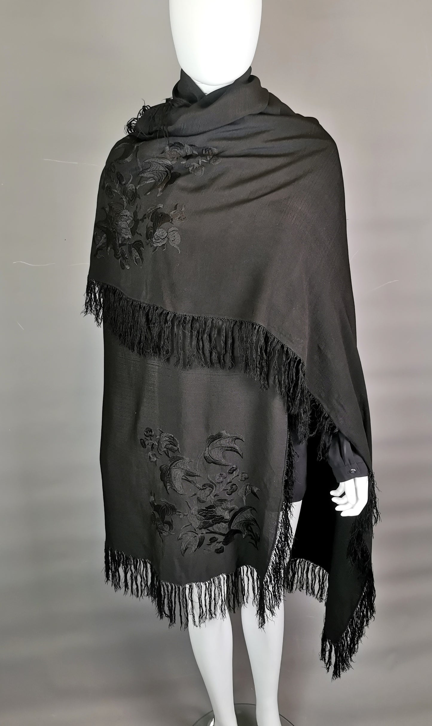 Vintage Art Deco black crepe silk shawl floral