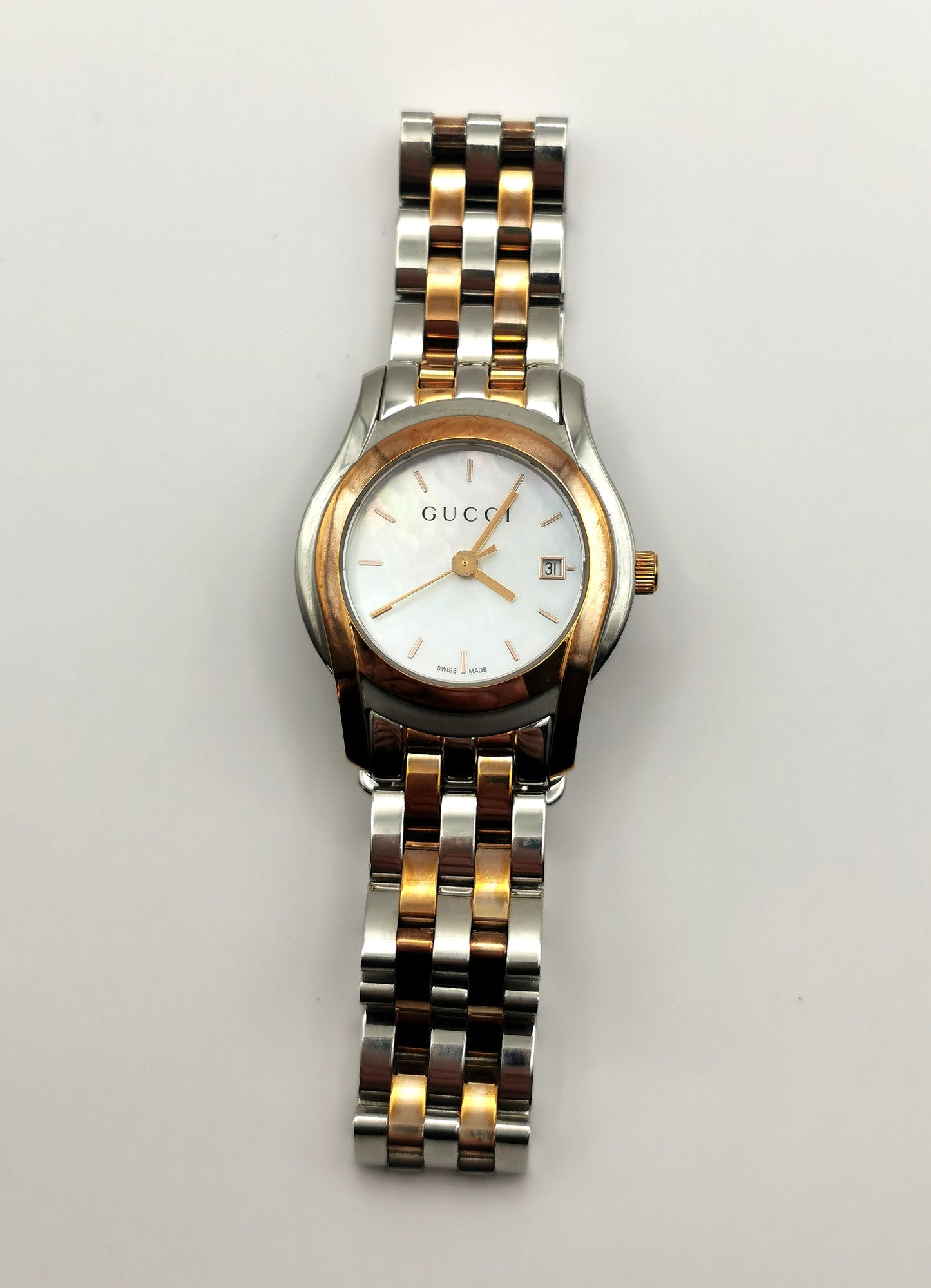 Gucci 5500L Ladies wristwatch, Stainless steel and gold plated