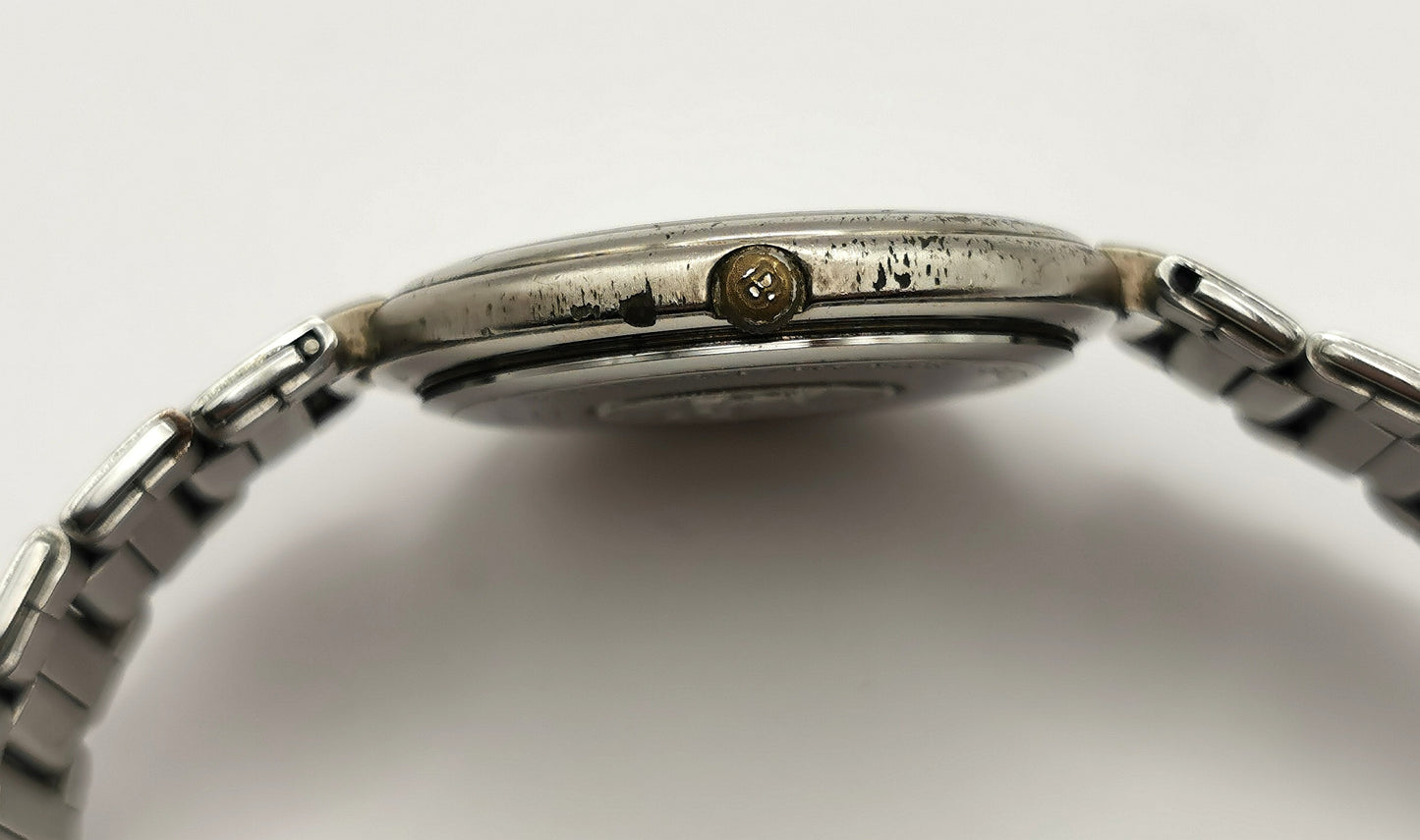 Vintage Burberry men's stainless steel wristwatch