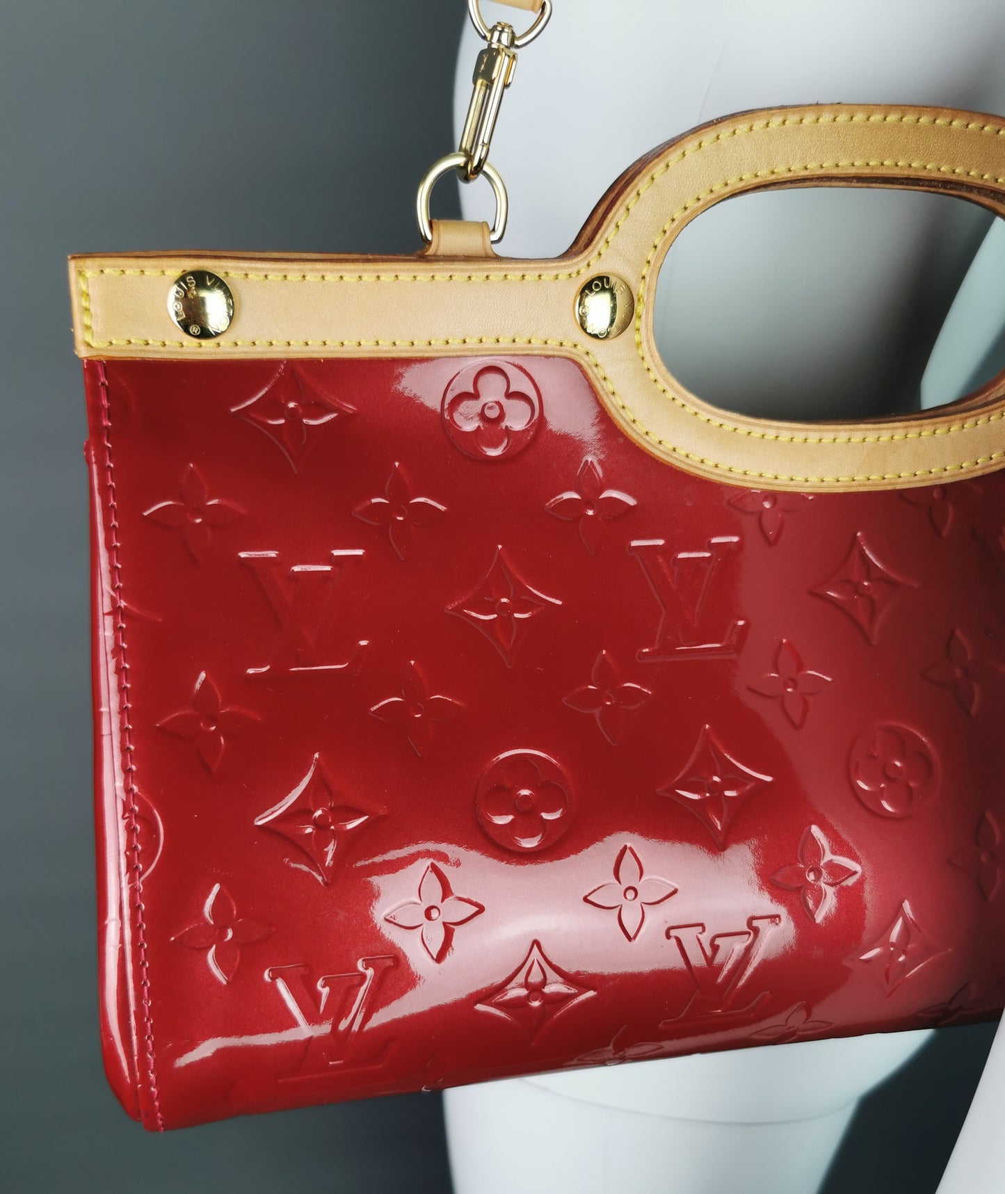 Louis Vuitton Roxbury Drive handbag, Pomme D'amour, Red Vernis leather