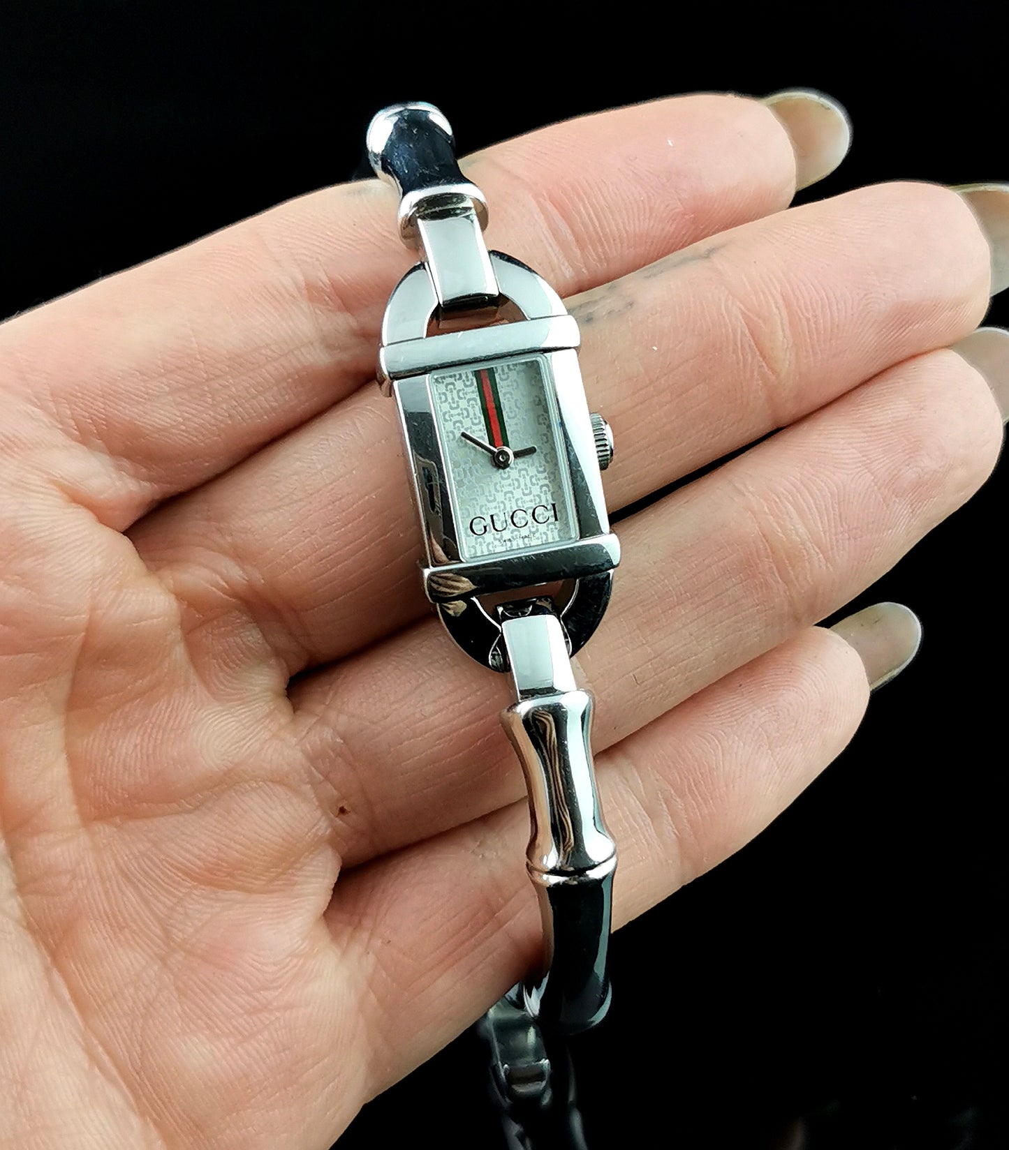 Vintage Gucci 6800l ladies wristwatch, Bamboo bangle strap