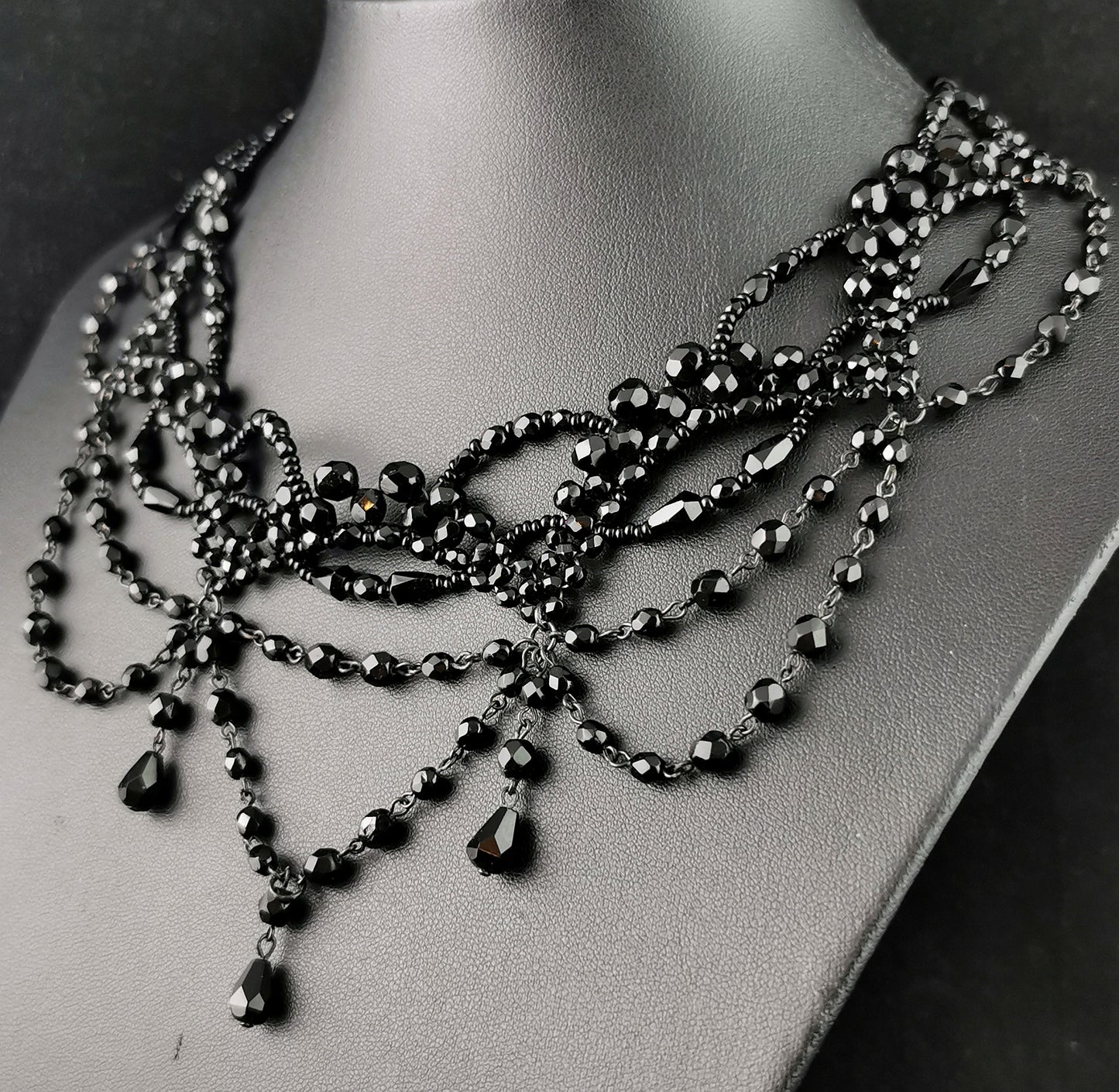 Vintage beaded bib necklace, choker, Art Deco