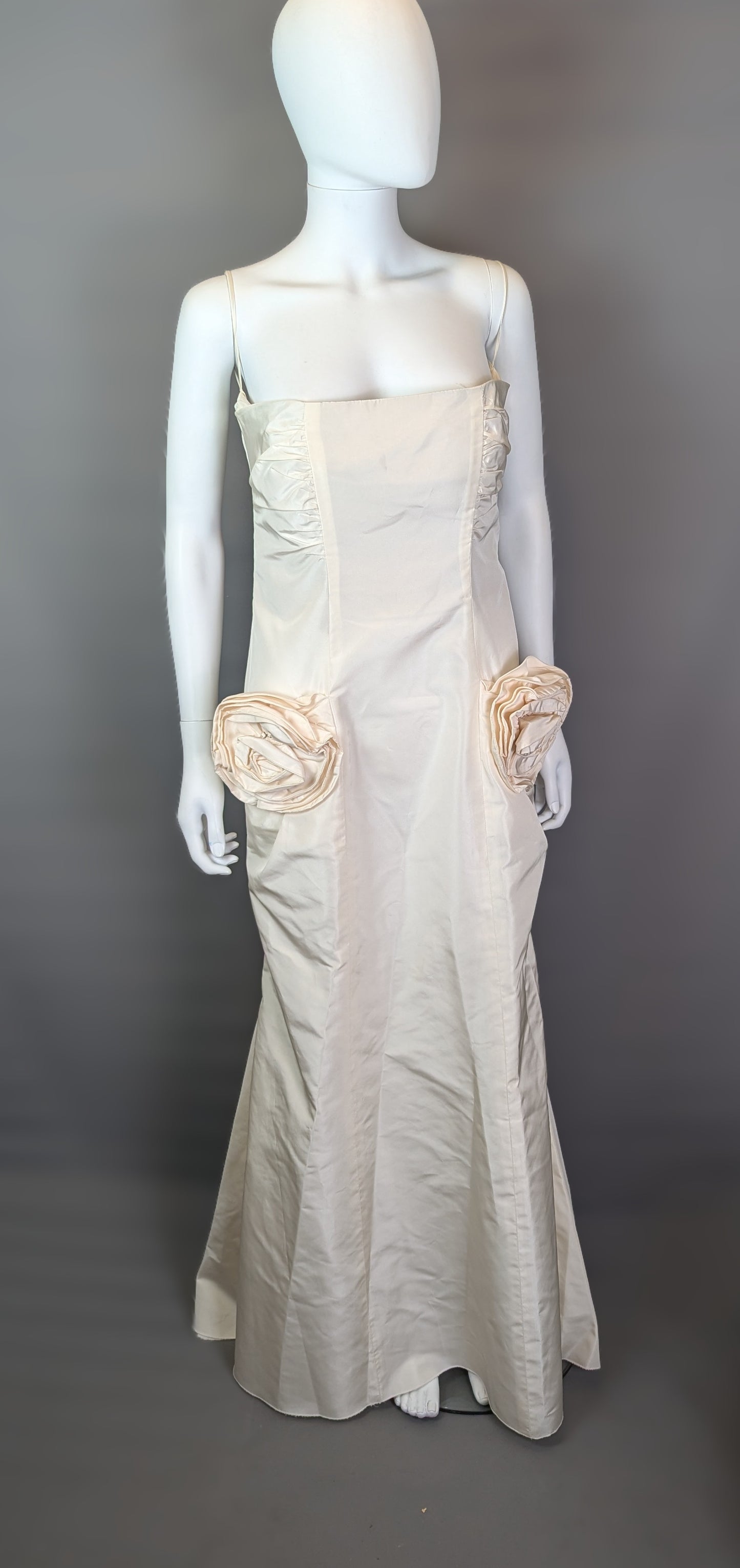 Vintage Valentino cream silk evening dress, prom, gown