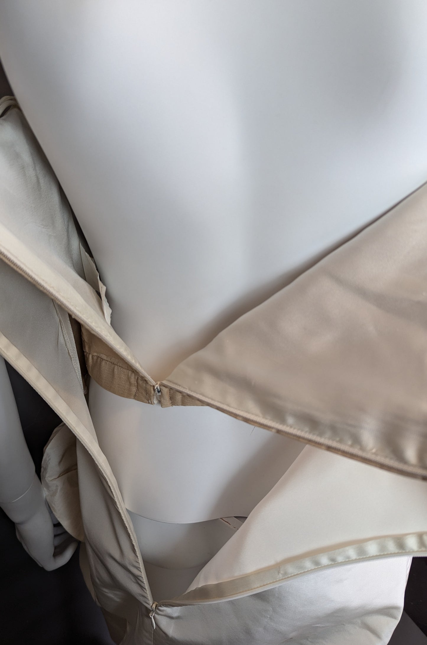 Vintage Valentino cream silk evening dress, prom, gown