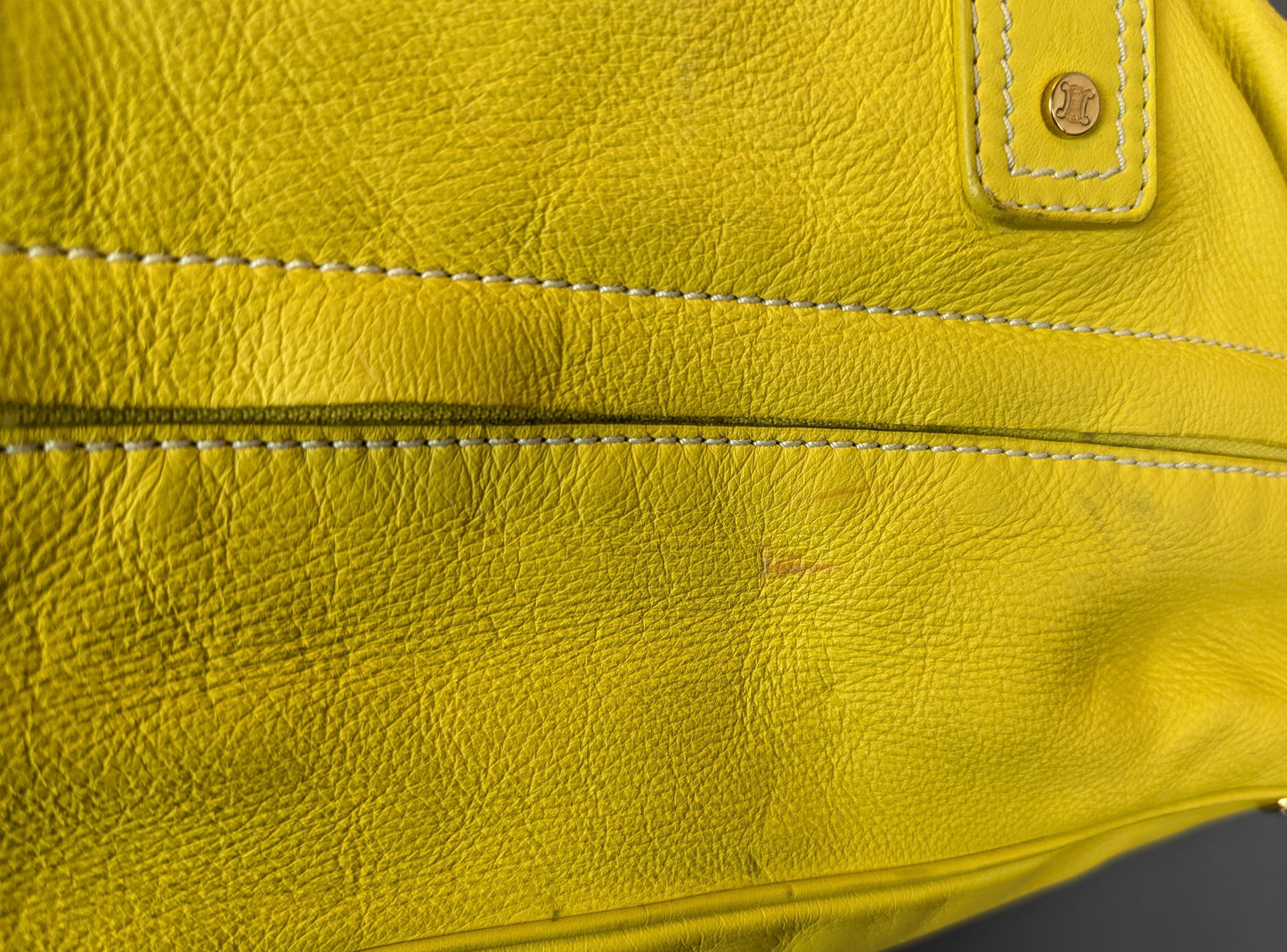 Celine Yellow calf leather barrel bag, shoulder bag