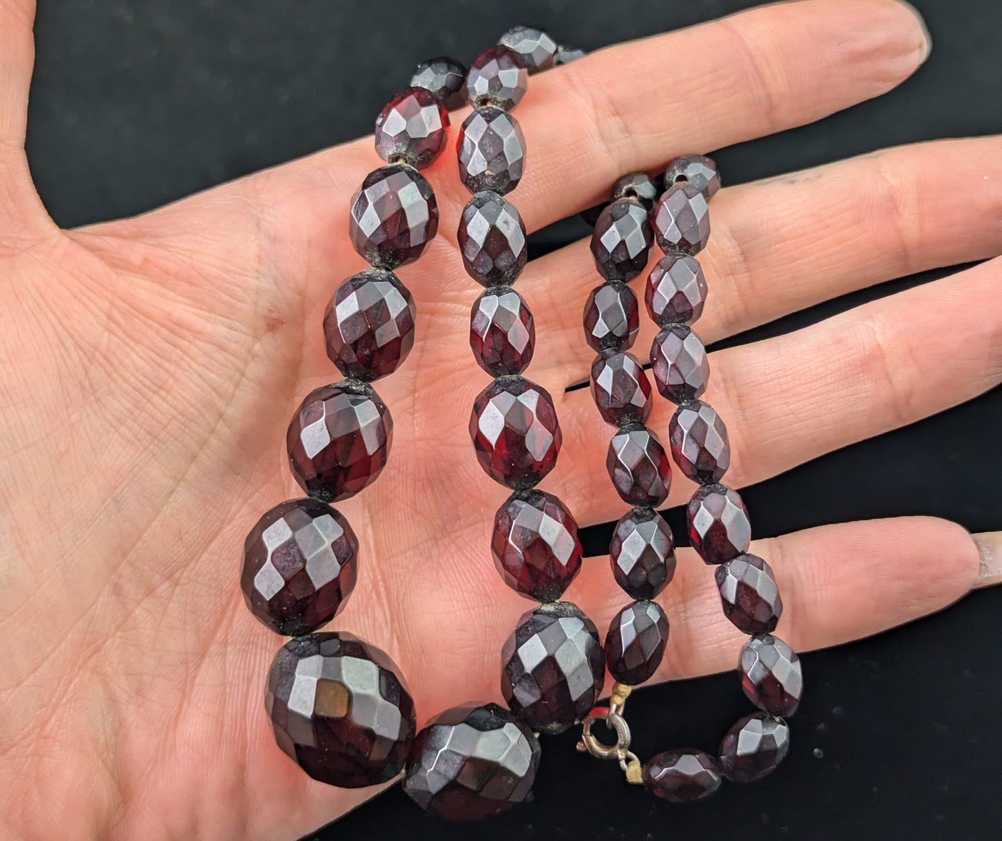 Vintage Cherry red Bakelite beaded necklace, Art Deco, Silver clasp