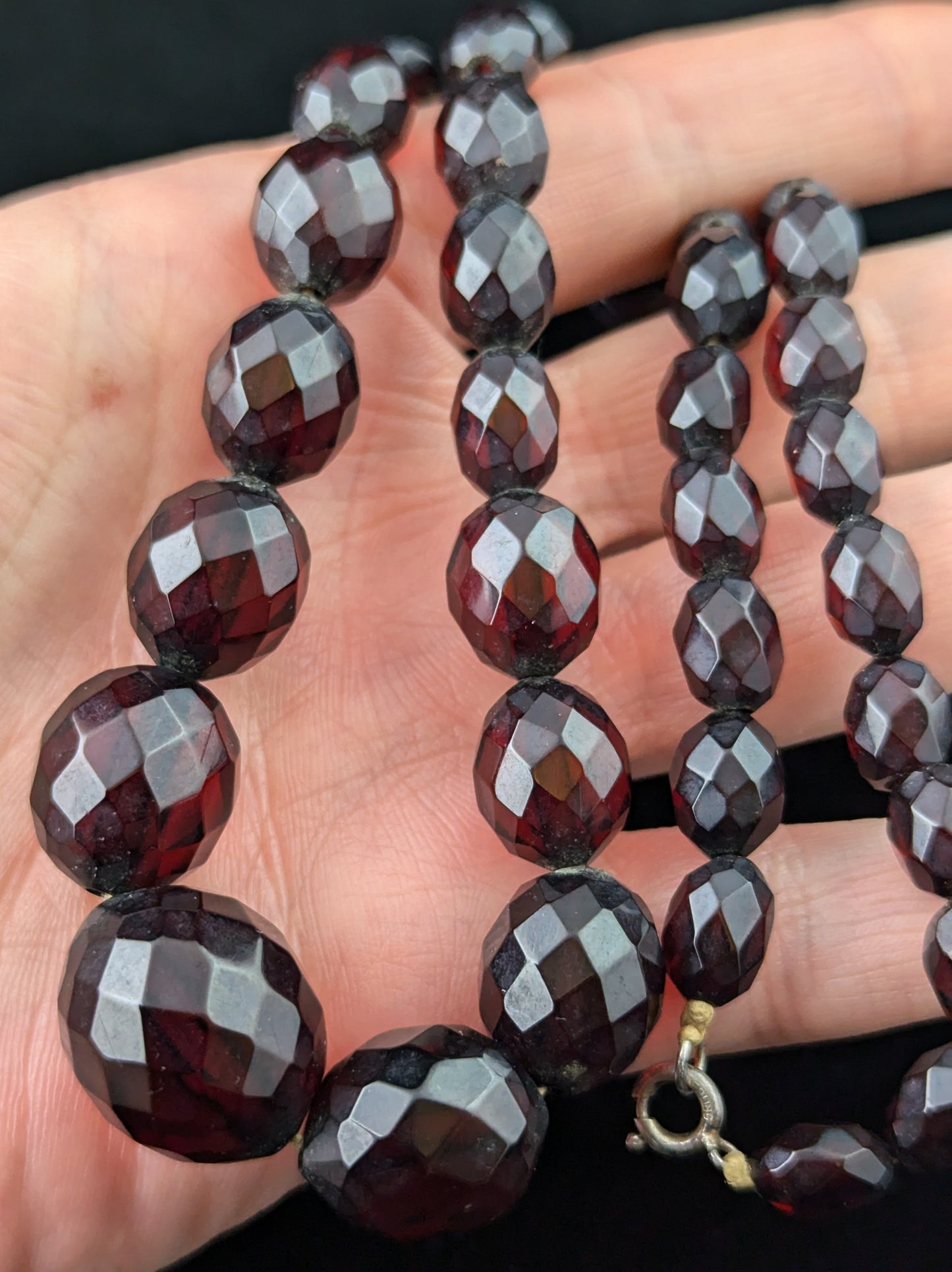 Vintage Cherry red Bakelite beaded necklace, Art Deco, Silver clasp