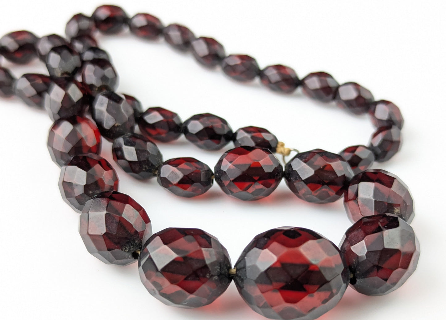 Vintage Cherry red Bakelite beaded necklace, Art Deco, Silver clasp