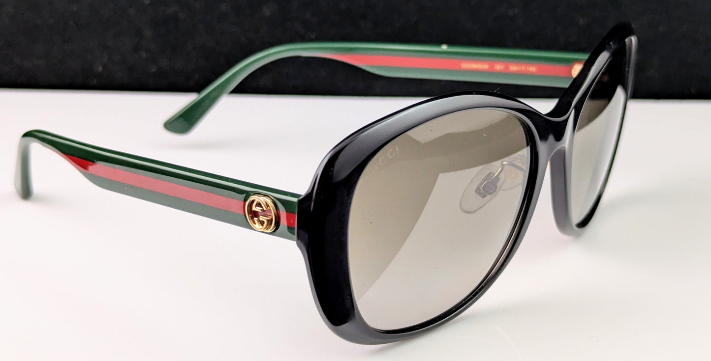Gucci Stripe Arm Sunglasses, GG logo