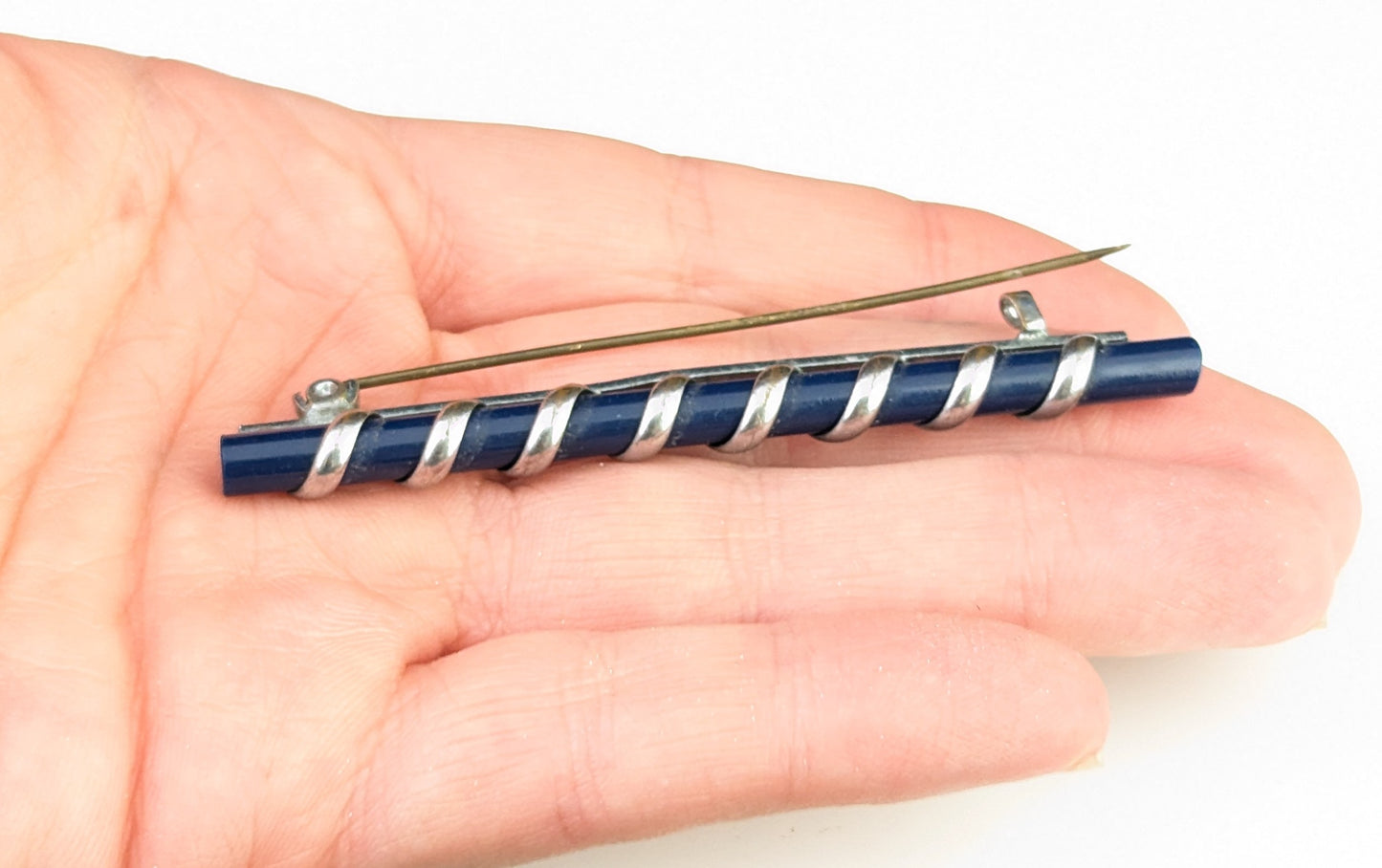 Antique Edwardian silver swirl bar brooch, Royal blue, Cravat pin