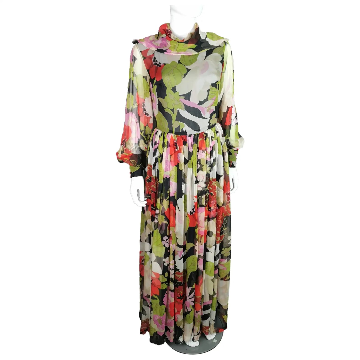 Vintage 70s silk Georgette floral print dress