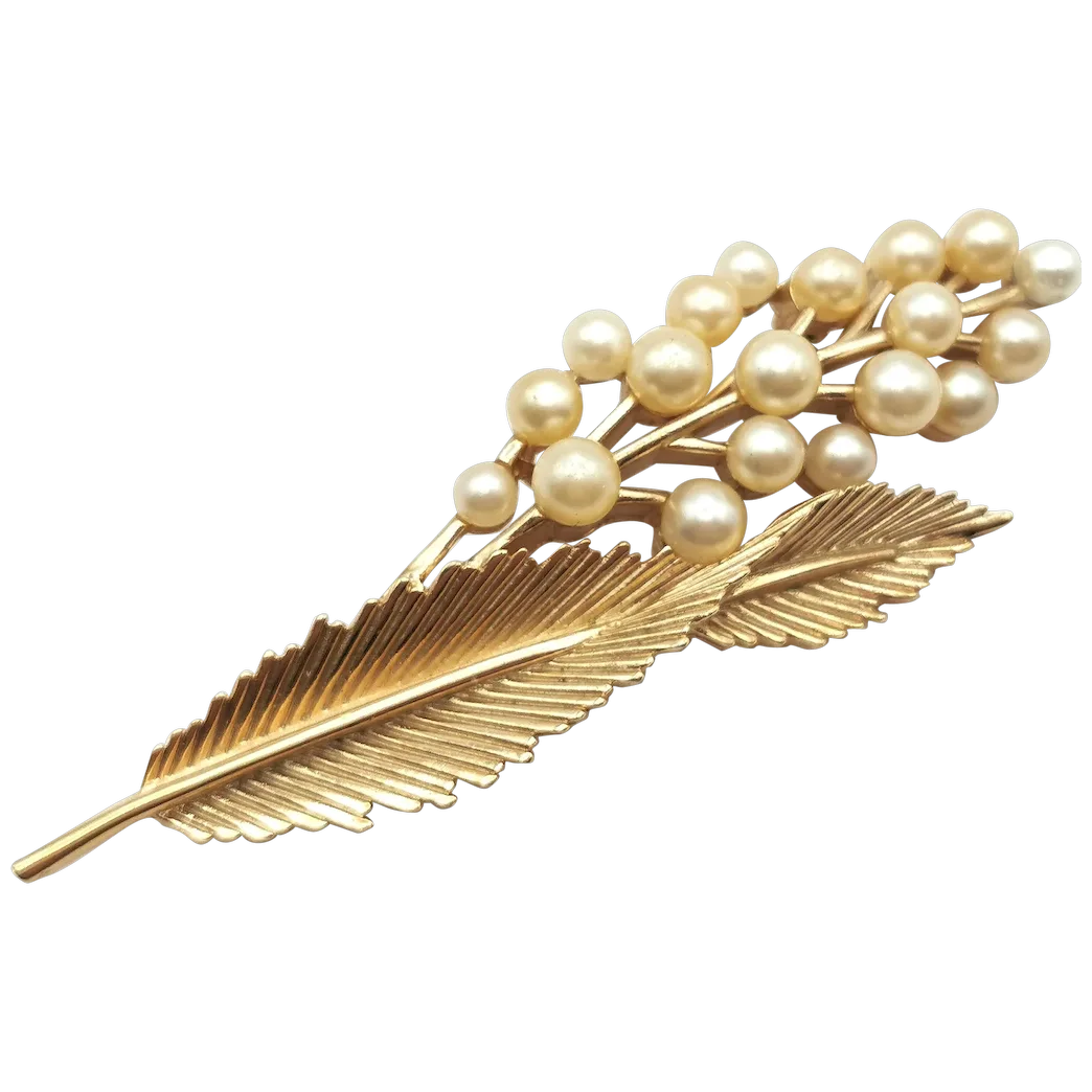 Vintage Trifari faux pearl spray brooch, Gold tone